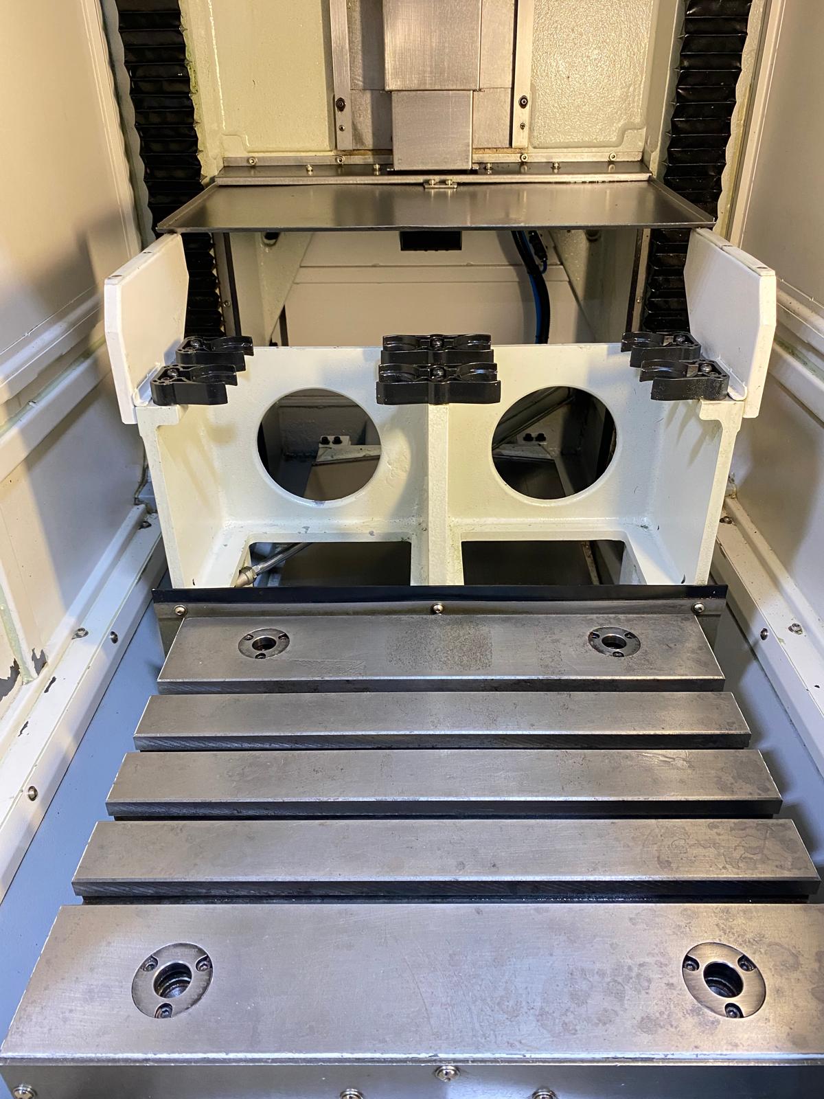 
                  
                    XYZ 2-OP Vertical Machining Centre&nbsp;
                  
                
