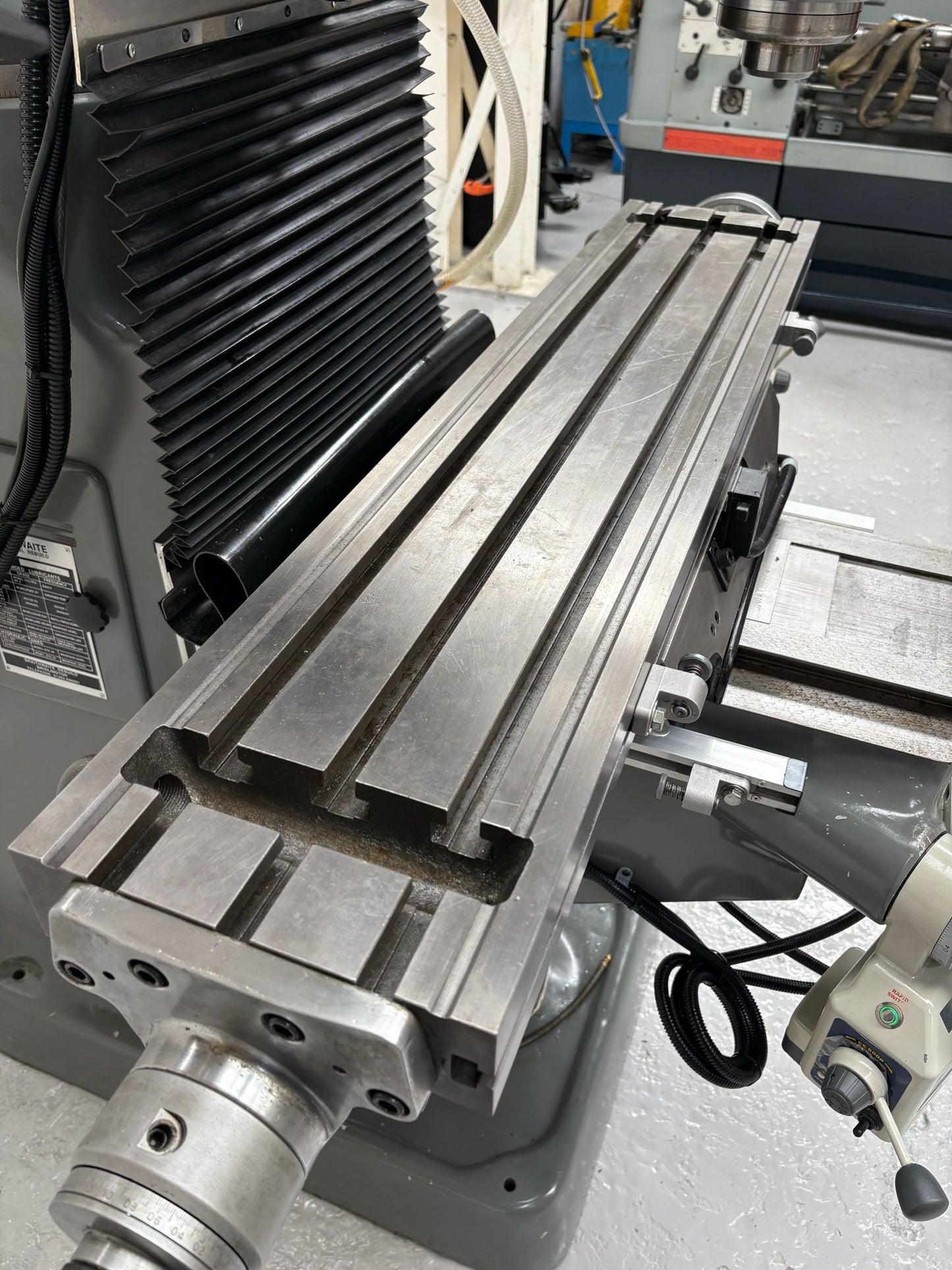 
                  
                    Bridgeport BRJ Turret Milling Machine (On Ballscrews) Rebuilt by Braithwaite 2014
                  
                