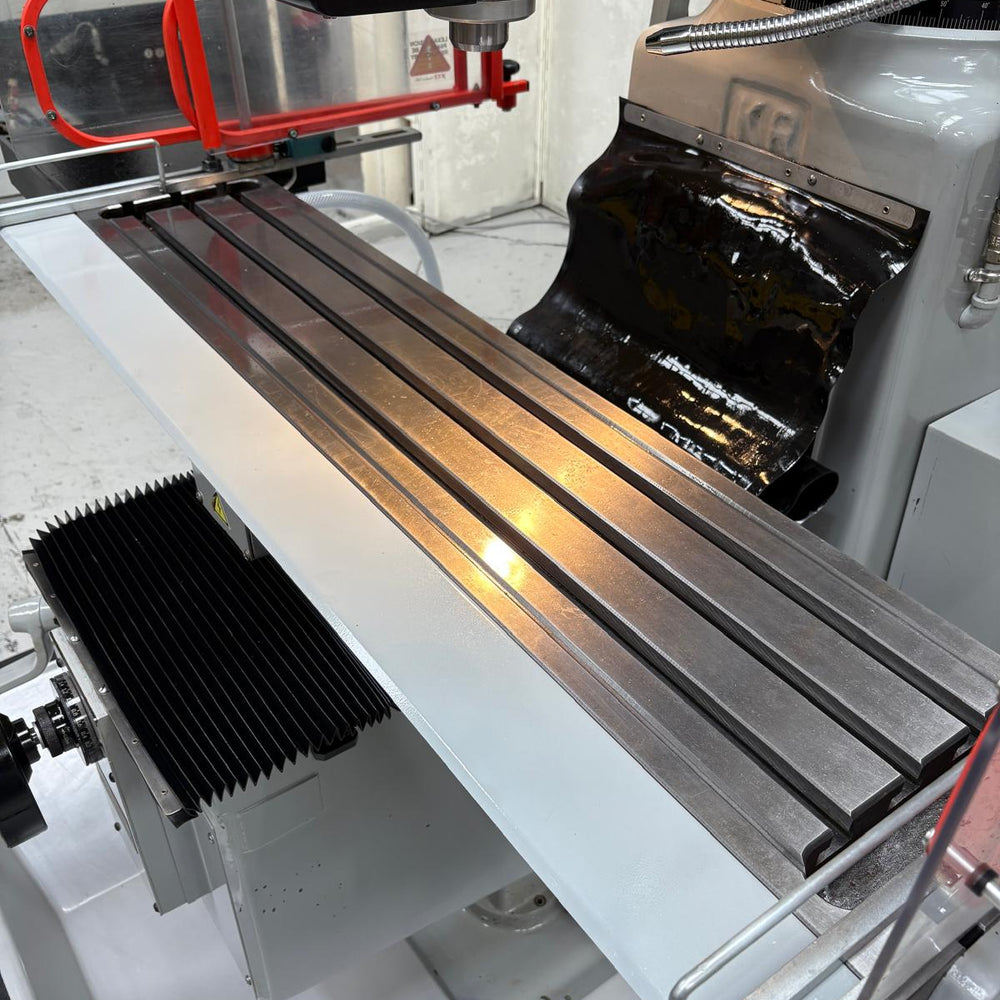 
                  
                    XYZ 2000 3 Axis CNC Turret Milling Machine
                  
                