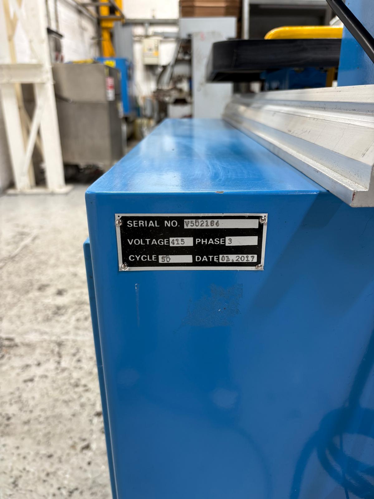 
                  
                    Excel KV-50 Heavy Duty Vertical Metal Cutting Bandsaw
                  
                