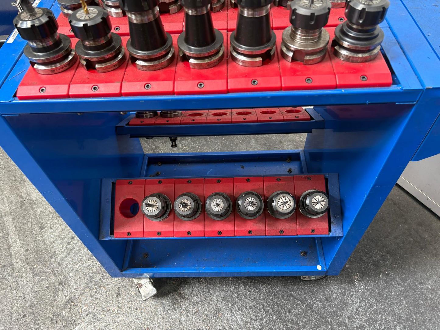 
                  
                    122PCS 40INT Taper Tooling on Trolleys as Photographed
                  
                