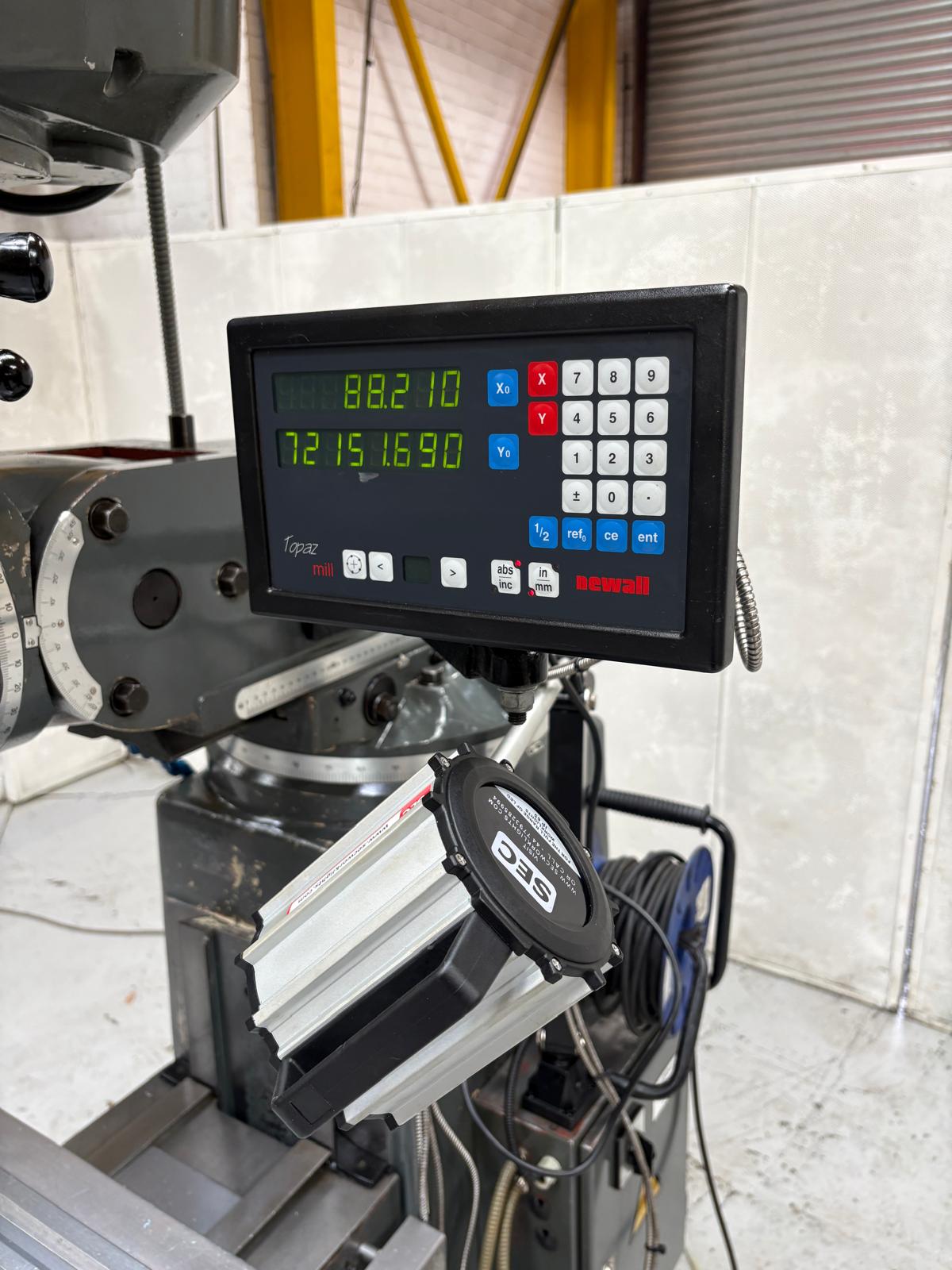 
                  
                    Ajax AJT1-R8 Turret Milling Machine
                  
                