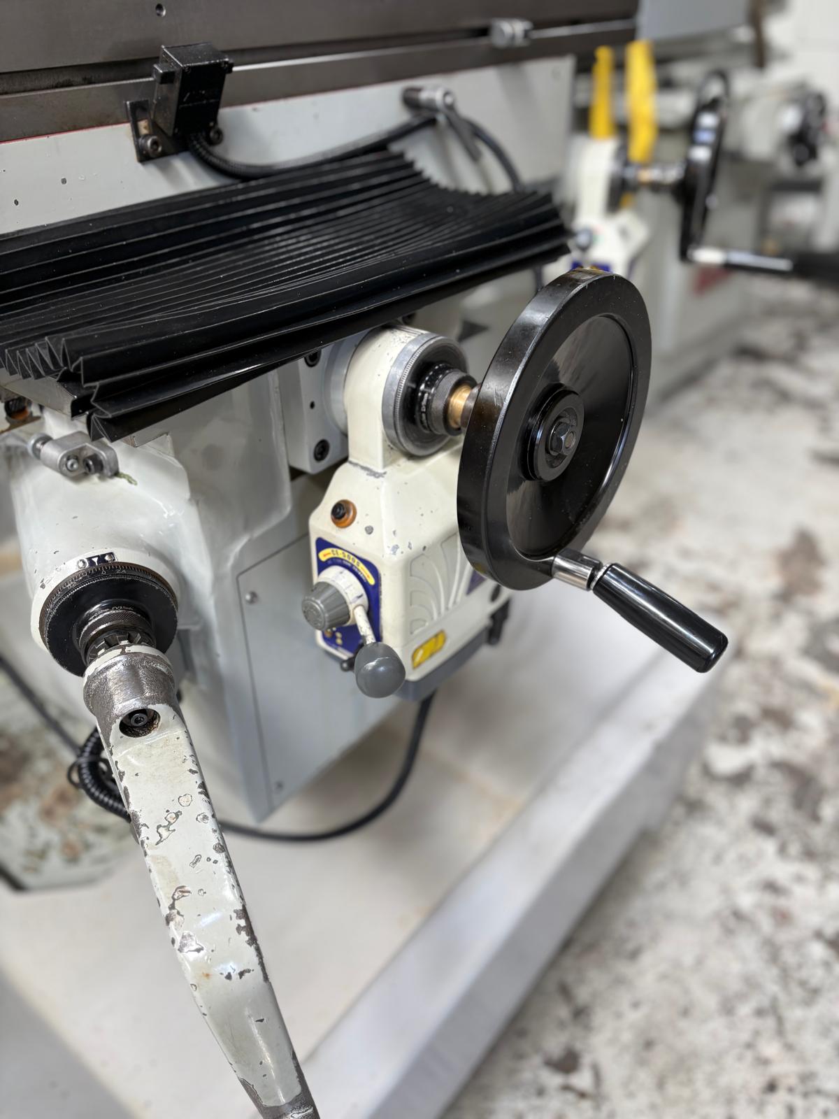 
                  
                    2011 XYZ SLV Turret Milling Machine
                  
                