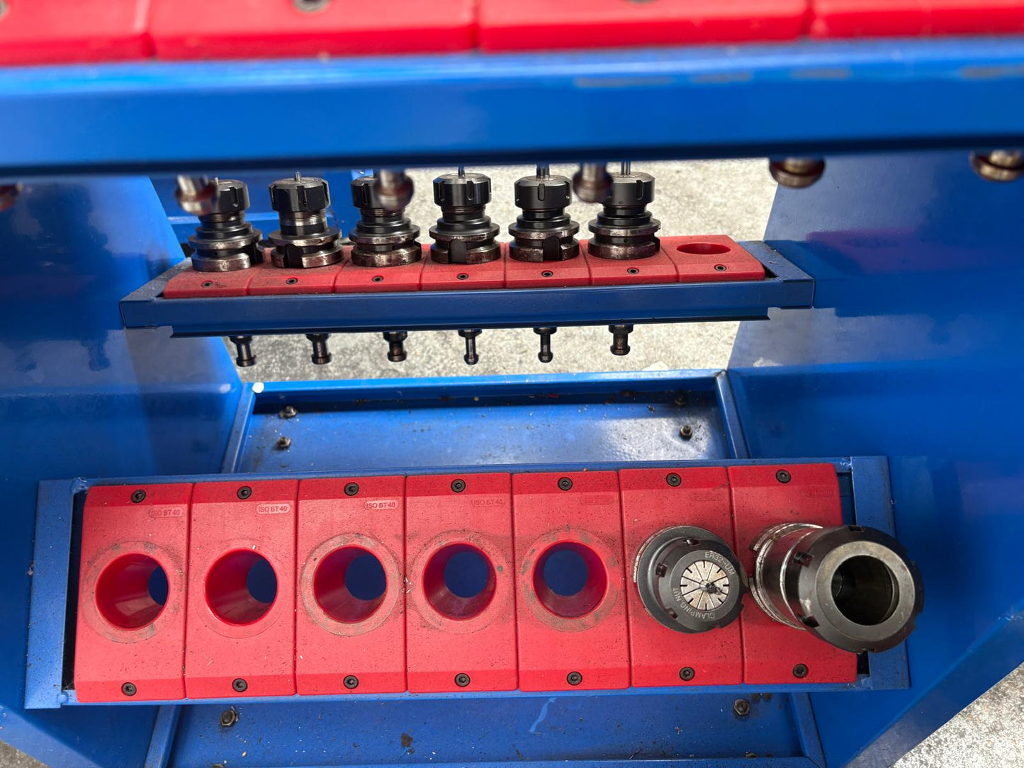 
                  
                    122PCS 40INT Taper Tooling on Trolleys as Photographed
                  
                