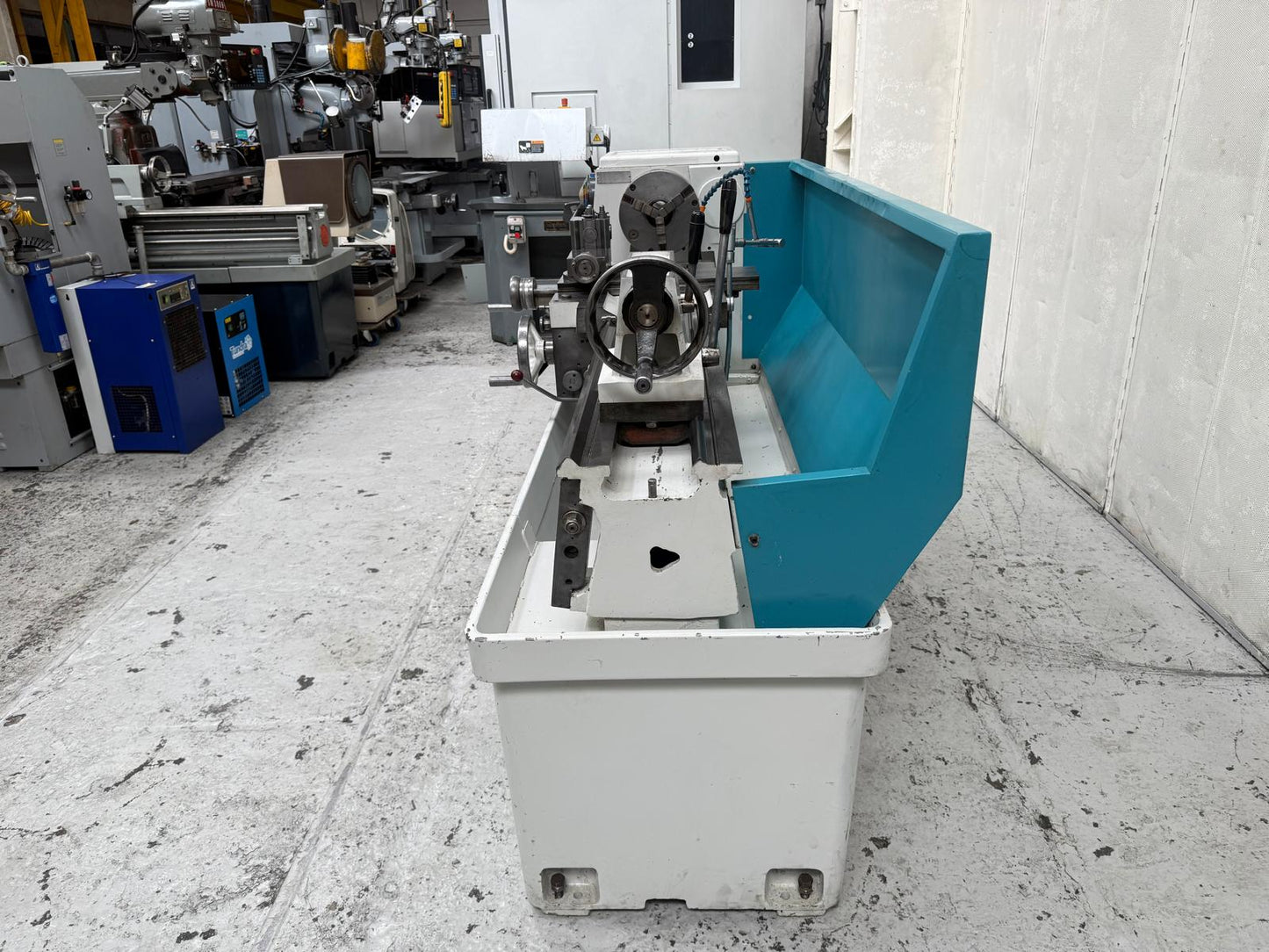 
                  
                    Colchester Triumph 2000 x 50” Gap Bed Centre Lathe
                  
                