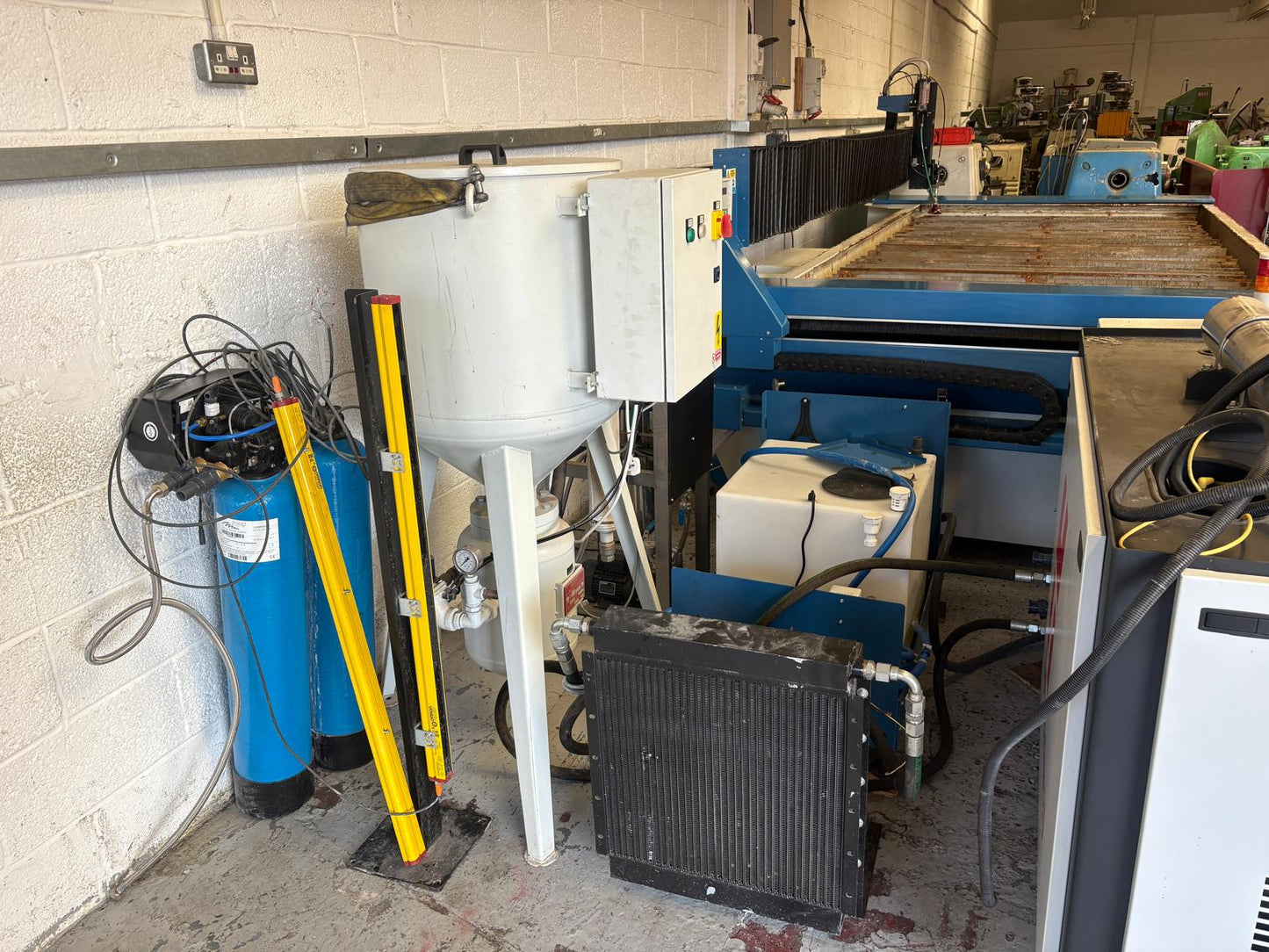 
                  
                    Swift Jet Water Jet Cutting Machine
                  
                