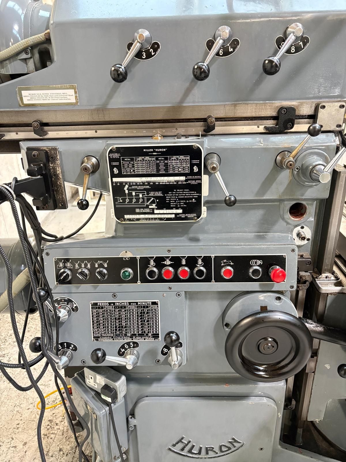 
                  
                    Huron NU5 Universal Milling Machine
                  
                