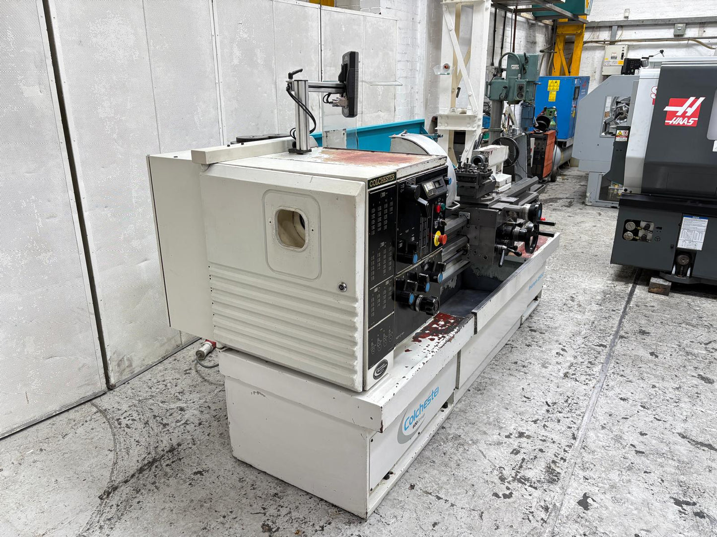 
                  
                    Colchester Triumph VS2500 Gap Bed Centre Lathe (2007)
                  
                