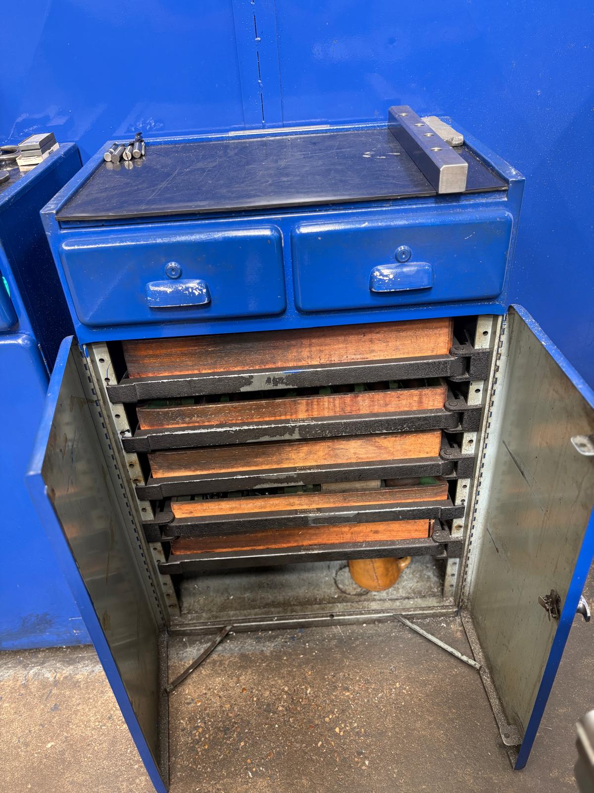 
                  
                    Newall 2443 Vertical Jig Boring Machine
                  
                