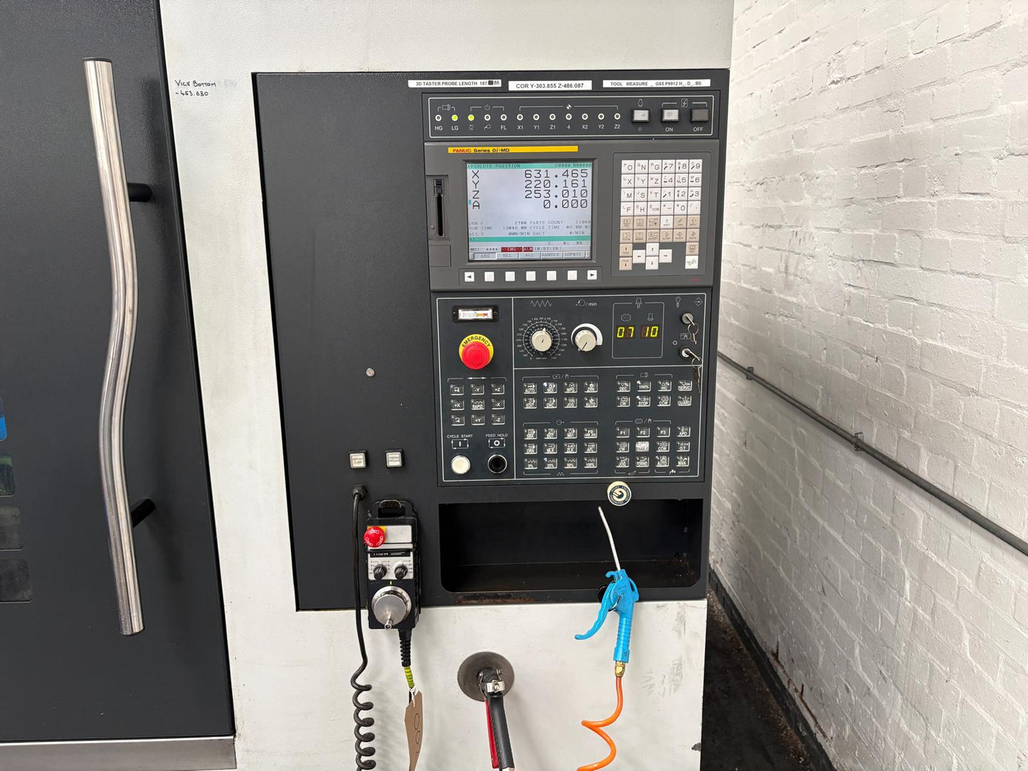 
                  
                    FEELER VB-1100 CNC Vertical Machining Centre with NIKKEN CNC202 FA 4th Axis *POA*
                  
                
