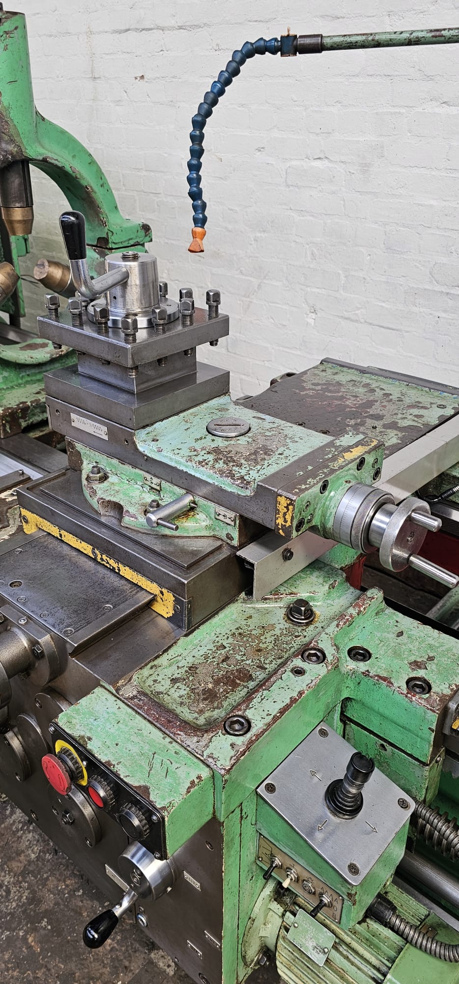 
                  
                    Mostana 1M63 x 3000mm Gap Bed Centre Lathe
                  
                