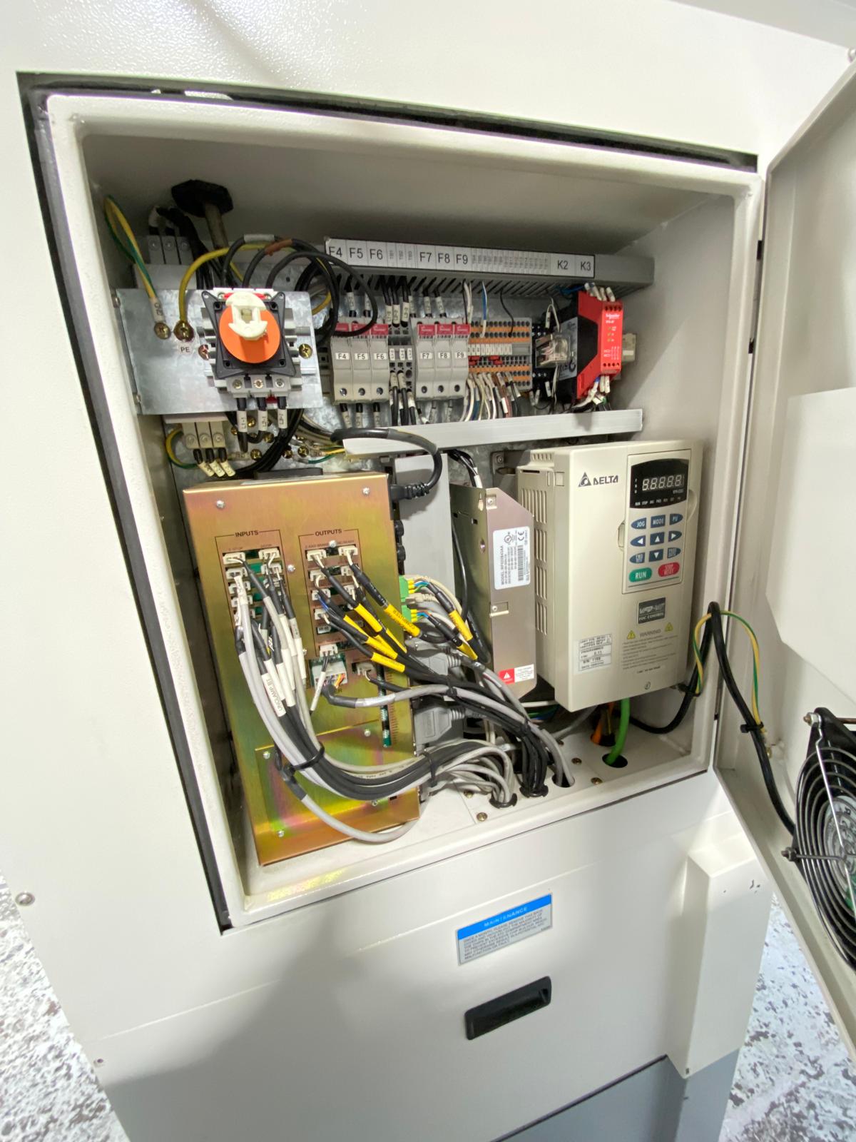 
                  
                    XYZ 2-OP Vertical Machining Centre&nbsp;
                  
                
