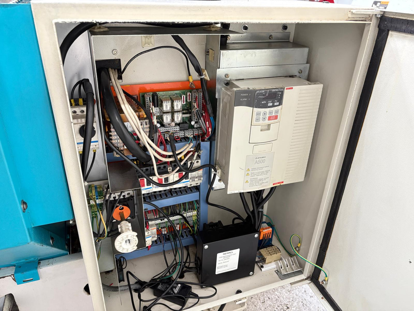 
                  
                    Colchester Triumph VS2500 Gap Bed Centre Lathe (2007)
                  
                