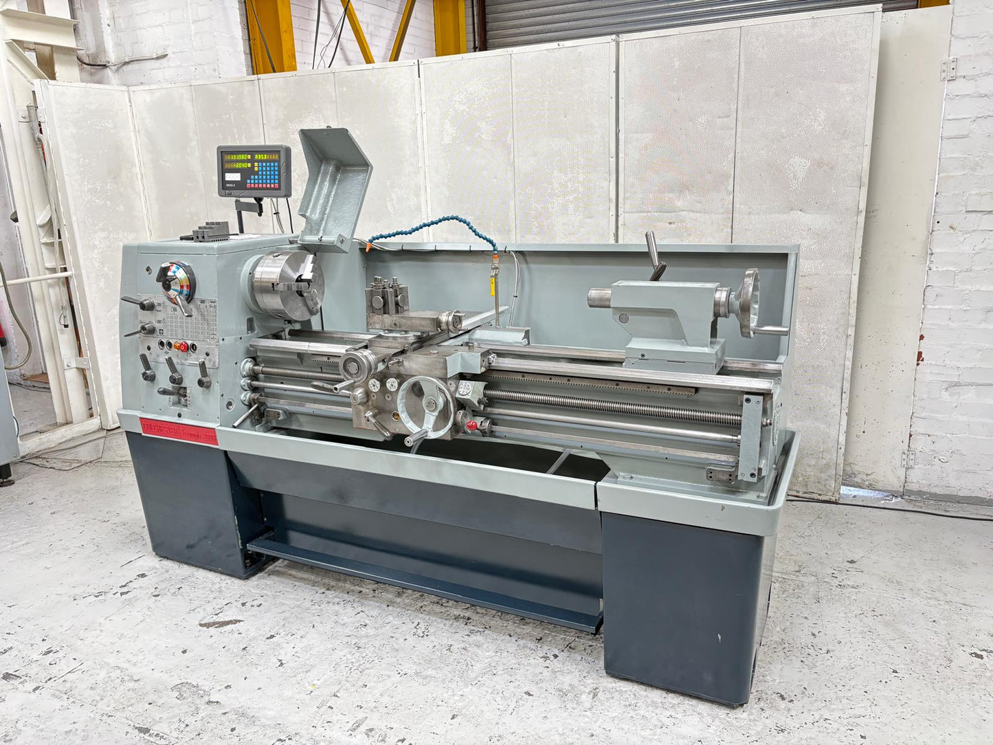 
                  
                    Colchester Triumph 2000 x 50” Gap Bed Centre Lathe
                  
                