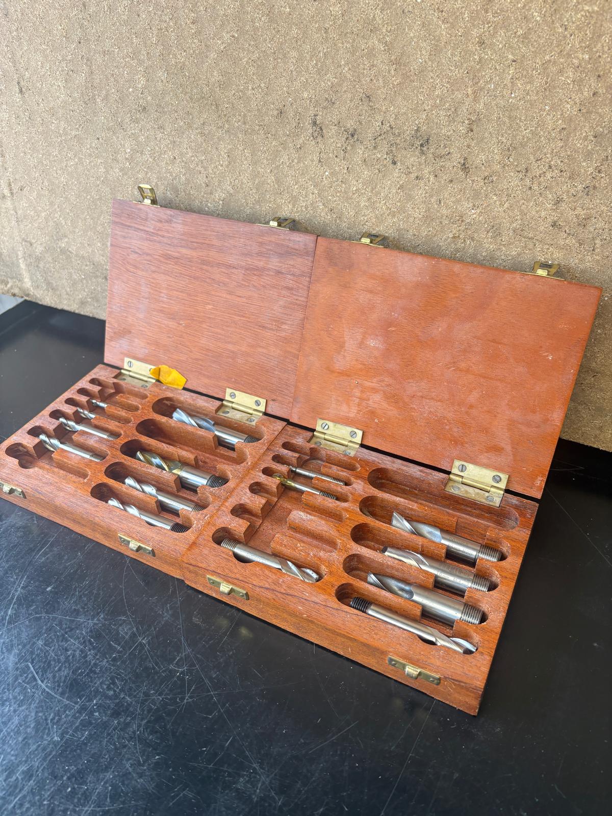 
                  
                    Miscellaneous End Mills & Slot Drills
                  
                