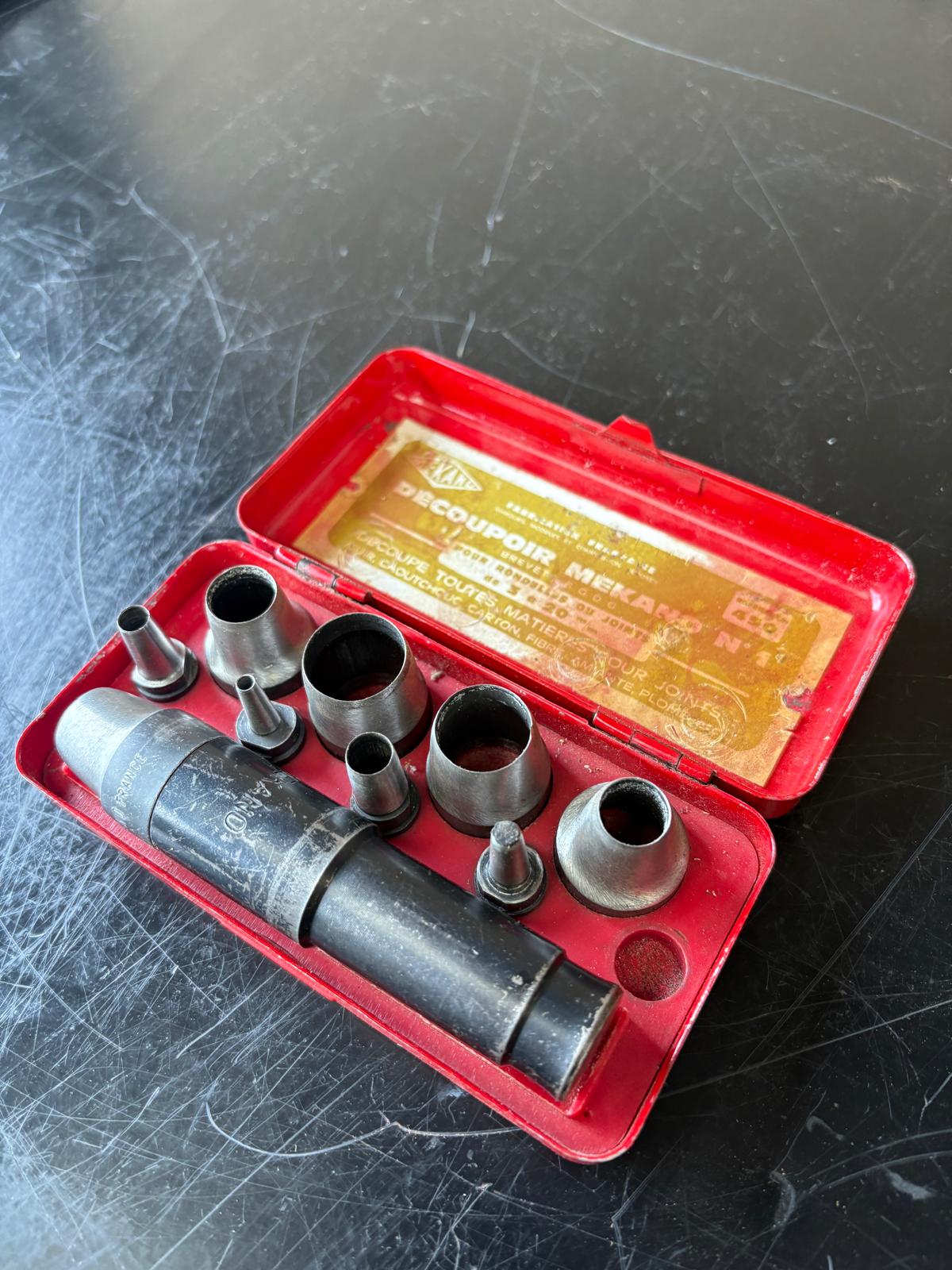 
                  
                    KAISE Découpe Mekan Hollow Punch Set
                  
                