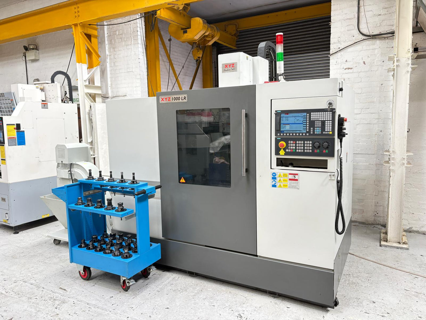 
                  
                    XYZ 1000LR VMC Siemens 828D Control
                  
                