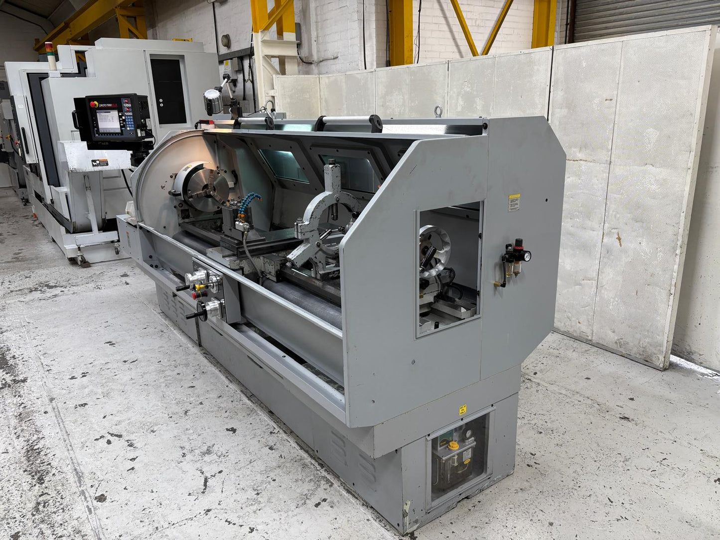 
                  
                    2014 XYZ Proturn SLX425 ProtoTRAK Control Gap Bed Centre Lathe
                  
                