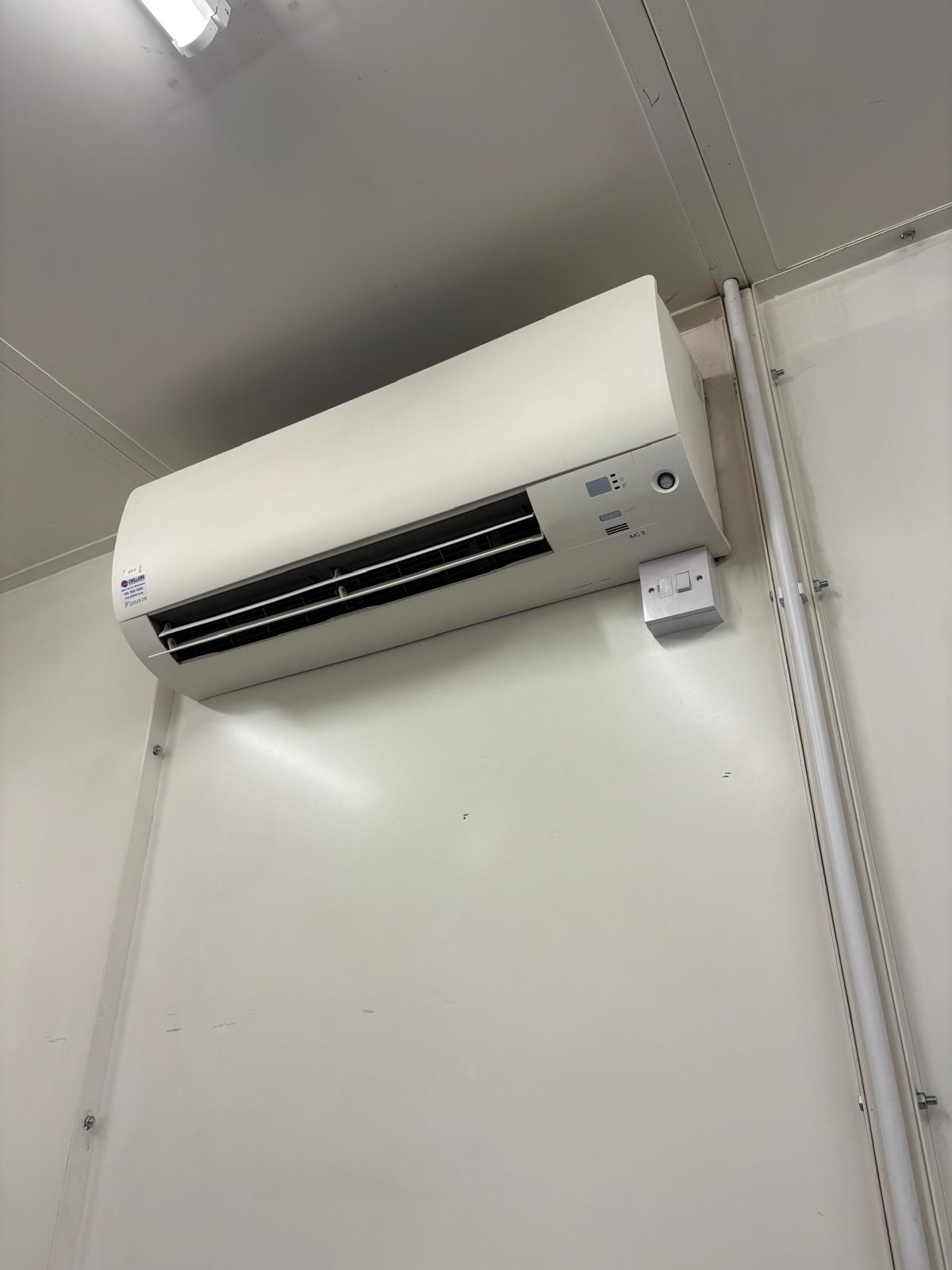 
                  
                    MITUTOYO CRYSTA-Apex S9168 Coordinate Measuring Machine *POA*
                  
                