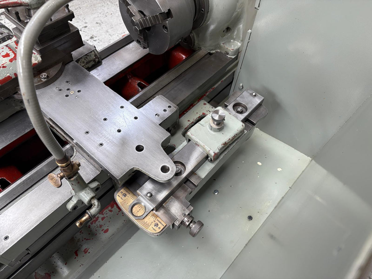 
                  
                    Smart & Brown 1024 Precision Toolroom Centre Lathe
                  
                