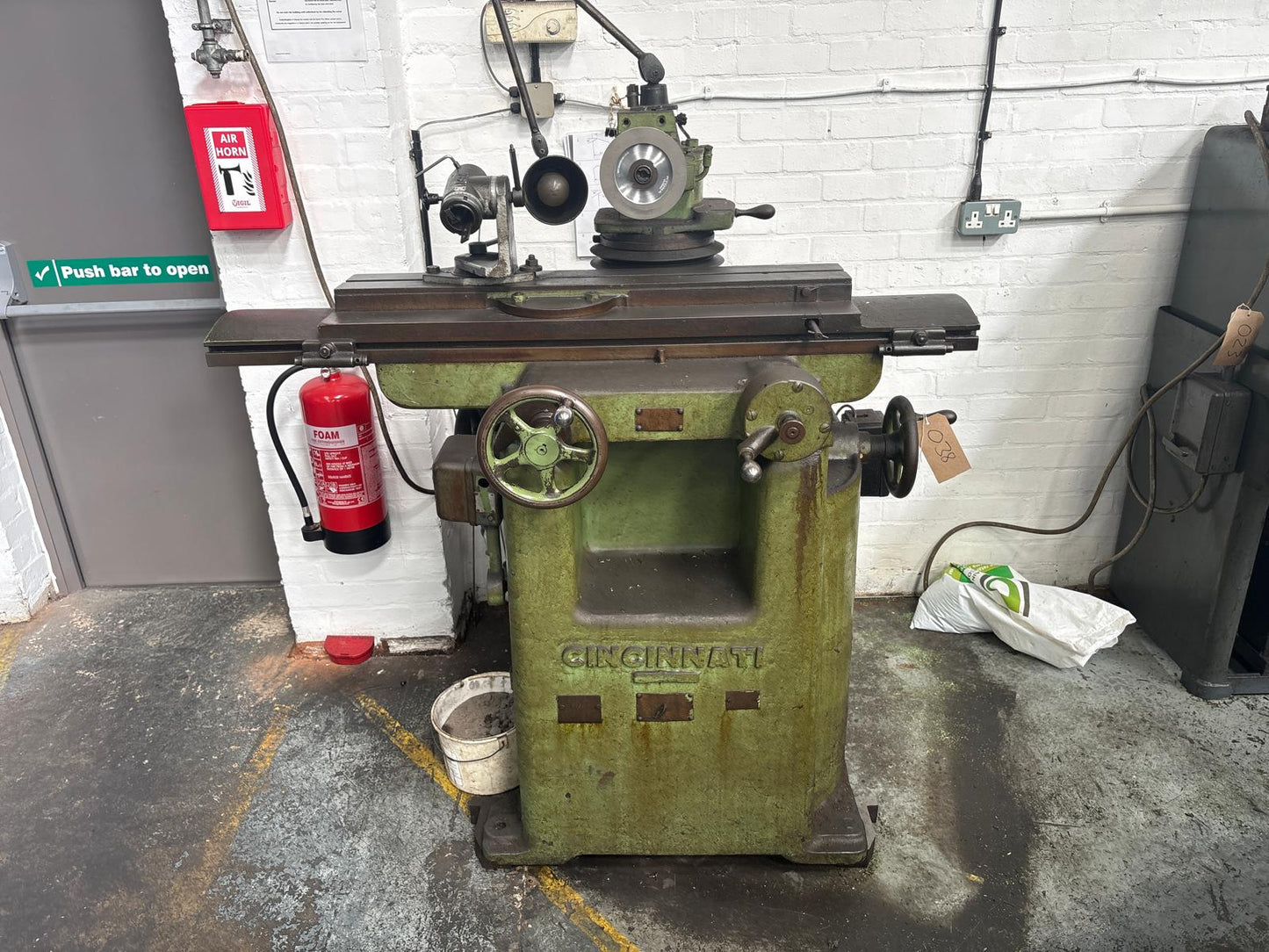 
                  
                    Cincinatti No.2 Tool & Cutter Grinder
                  
                
