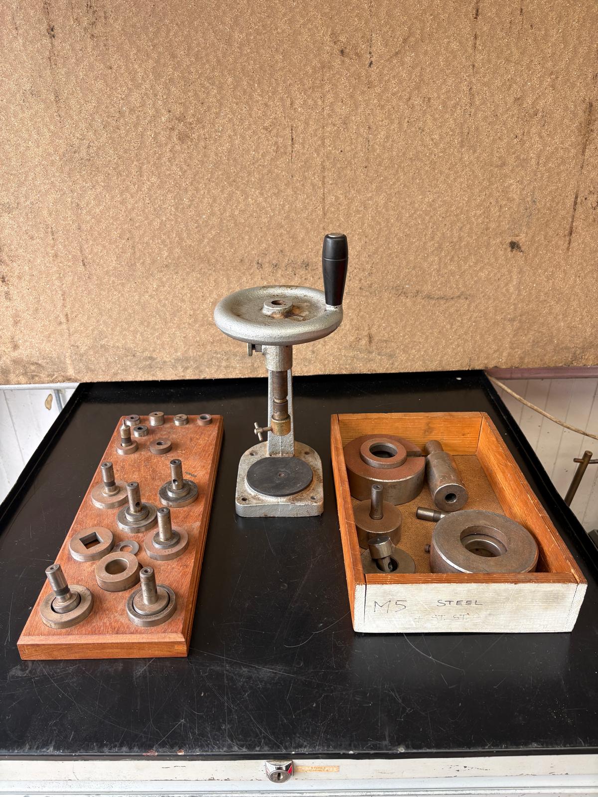 
                  
                    Watch Crystal Drill & Tooling
                  
                