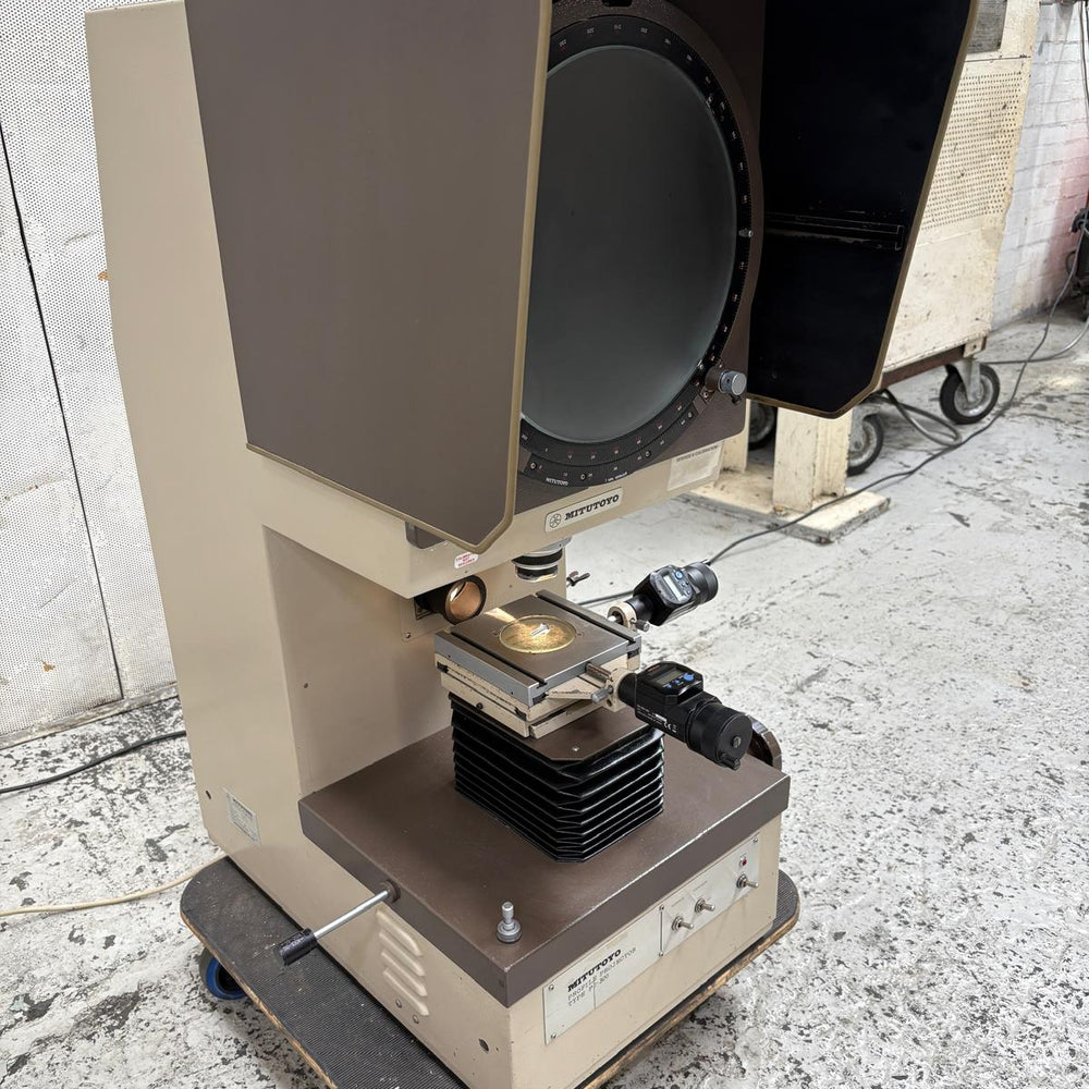 
                  
                    Mitutoyo PJ300H Profile Projector
                  
                