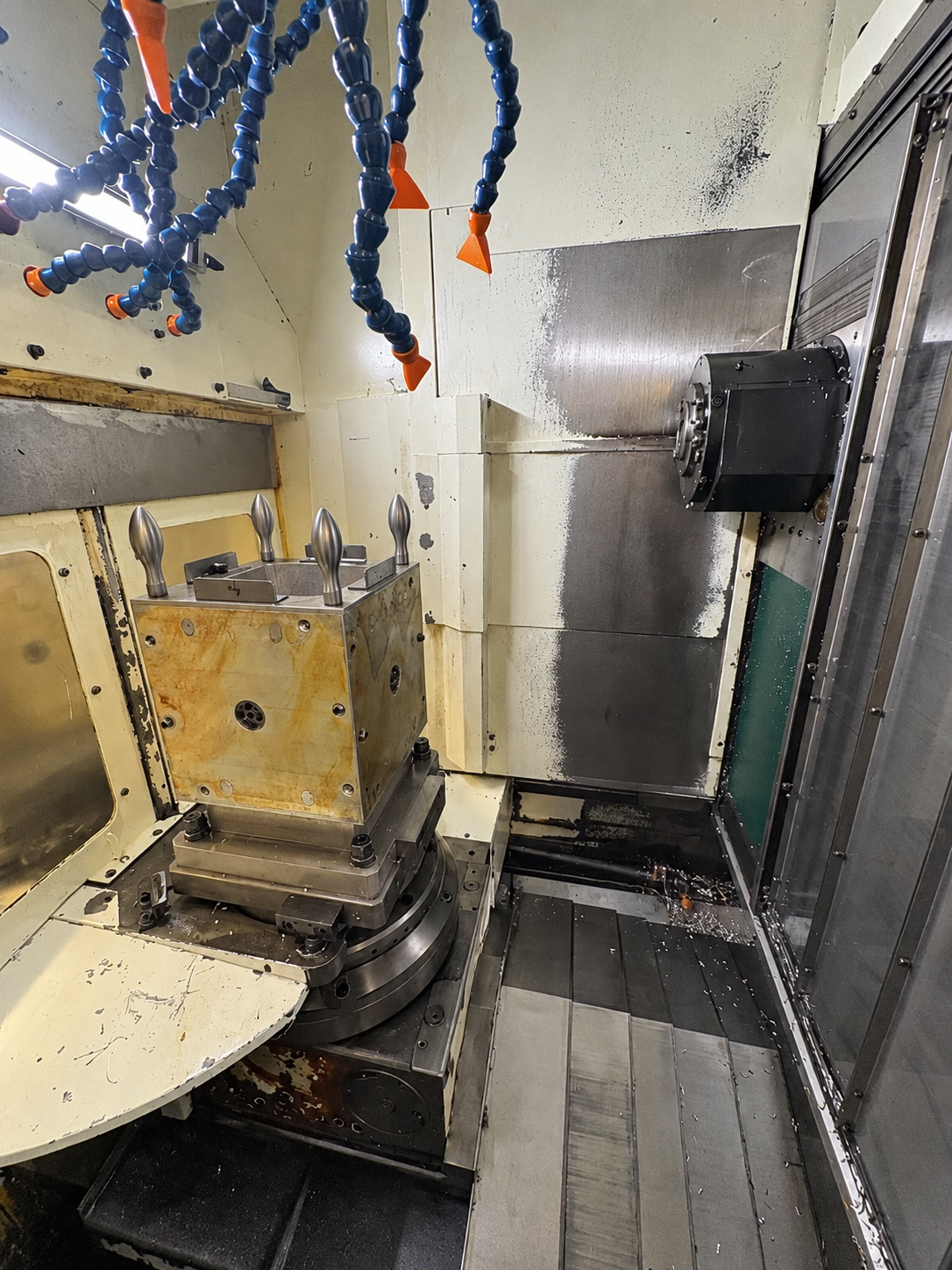 
                  
                    Kitamura Mycenter HX300 Twin Pallet CNC Horizontal Machining Centre 2001
                  
                