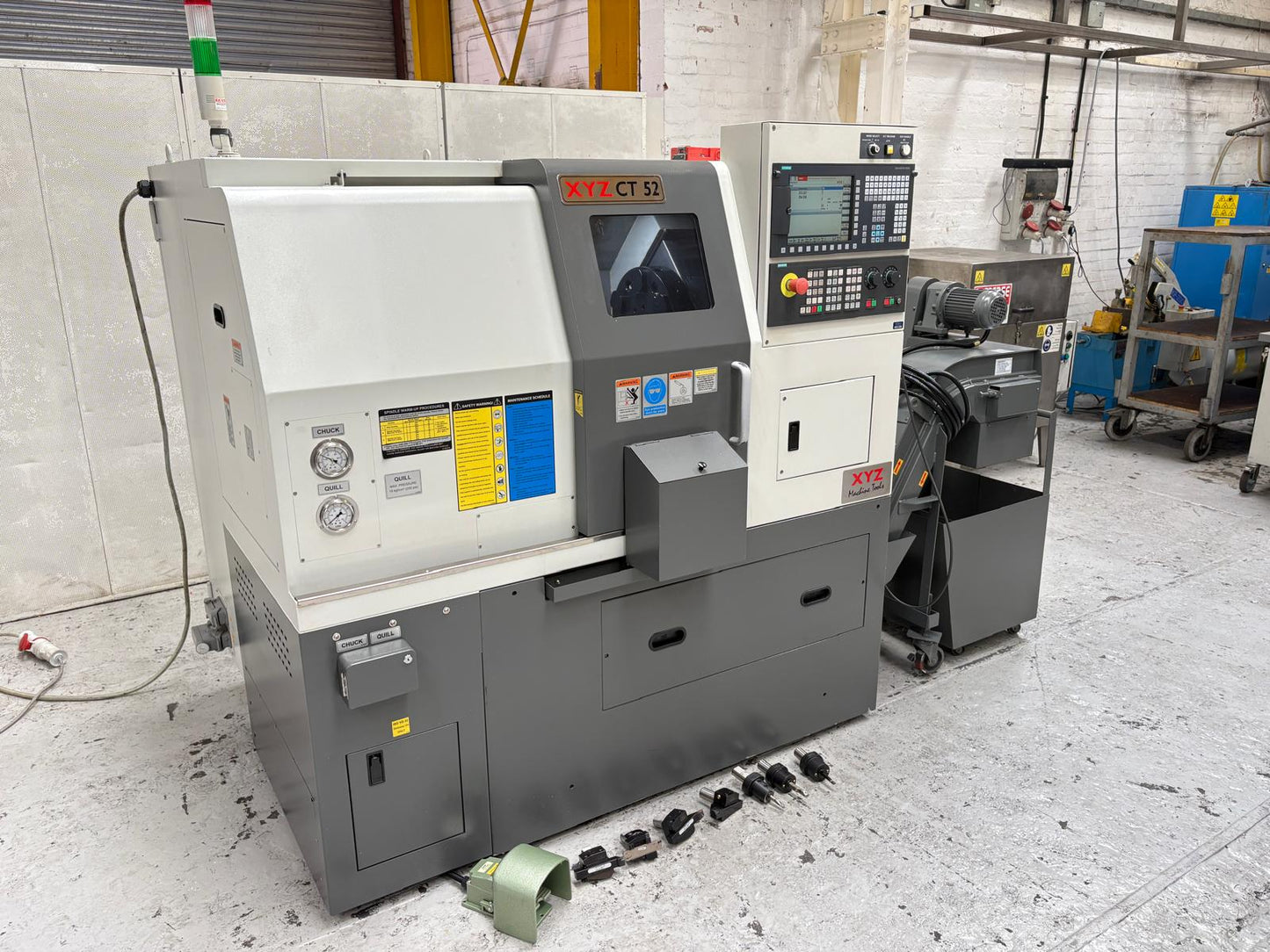 
                  
                    XYZ CT52 2 Axis CNC Lathe Box Ways Slides
                  
                