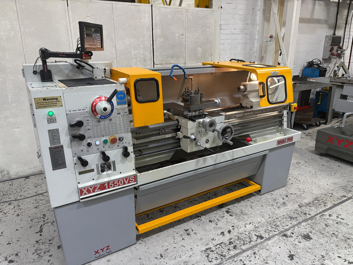 
                  
                    XYZ 1550VS Gap Bed Centre Lathe
                  
                