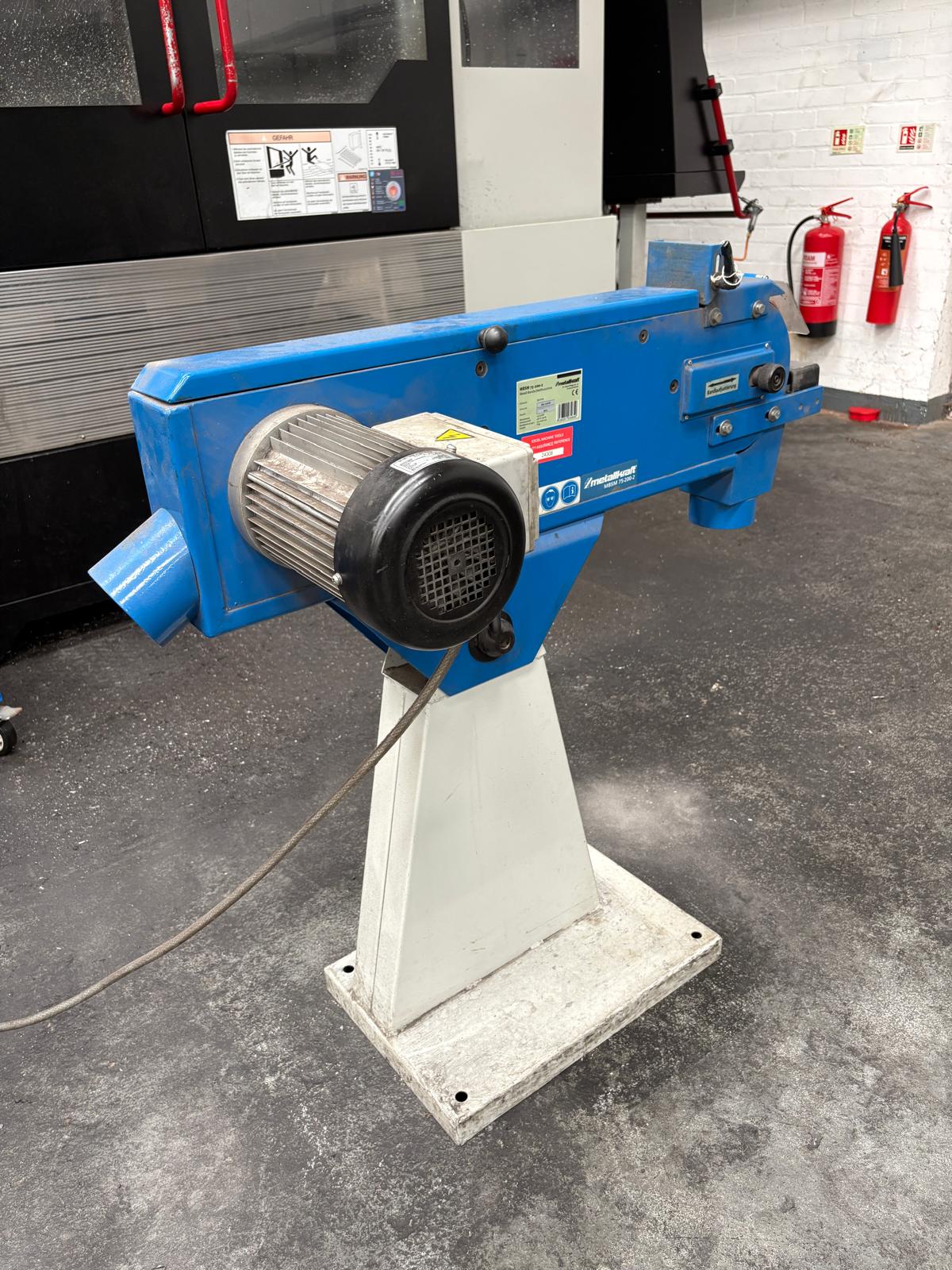 
                  
                    METALLKRAFT MBSM 75-200-2 Metal Belt Grinder / Linisher
                  
                