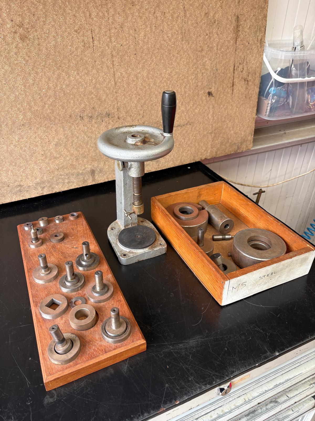 
                  
                    Watch Crystal Drill & Tooling
                  
                