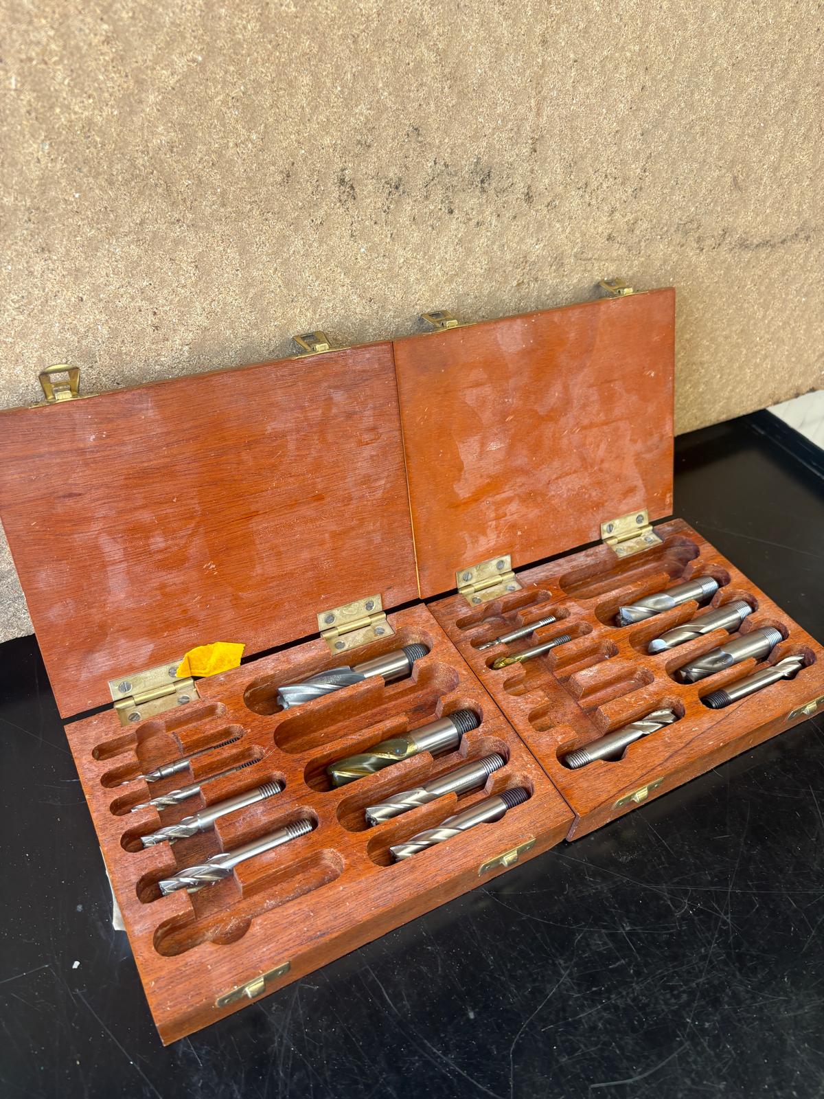 
                  
                    Miscellaneous End Mills & Slot Drills
                  
                