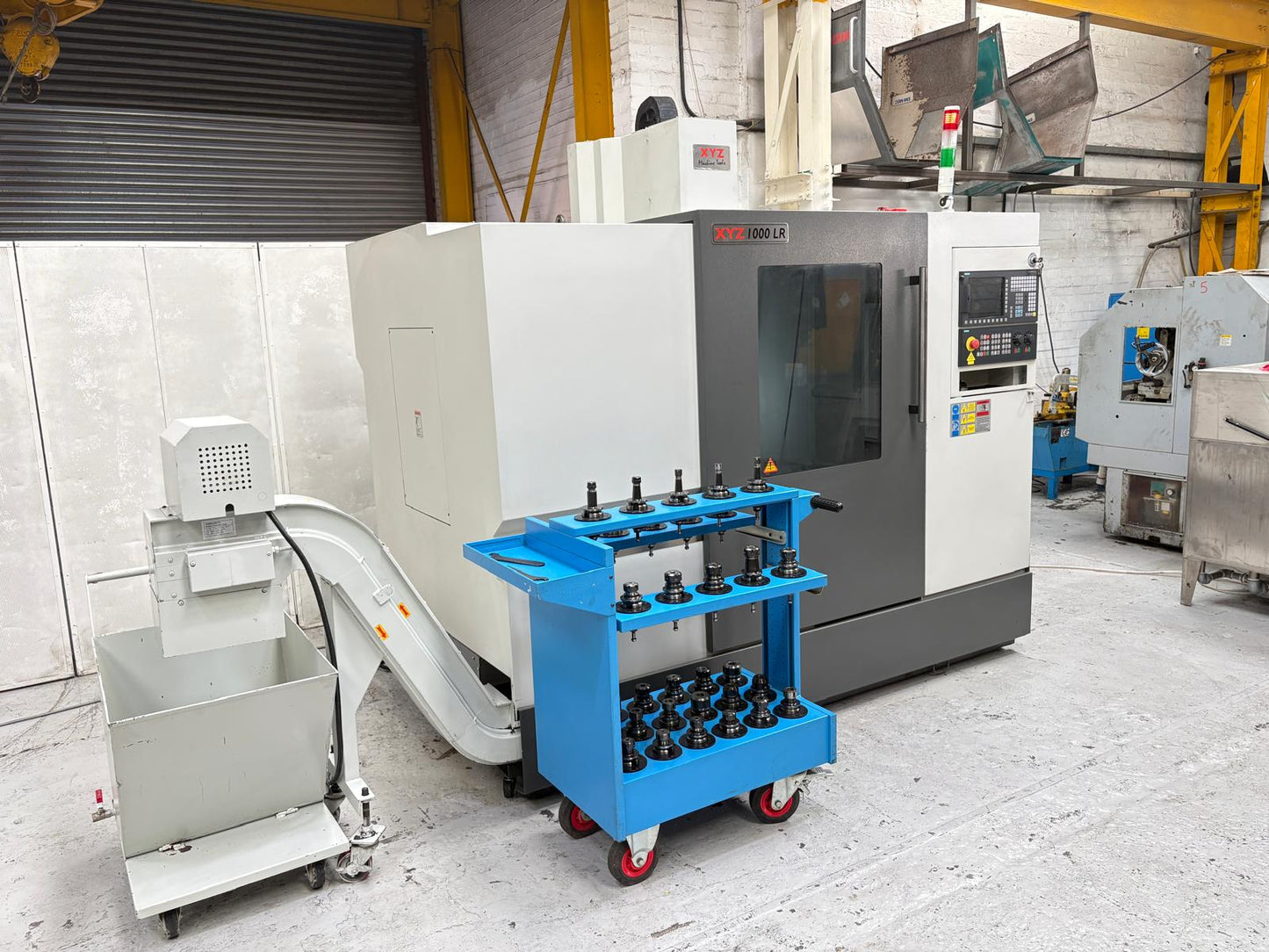
                  
                    XYZ 1000LR VMC Siemens 828D Control
                  
                