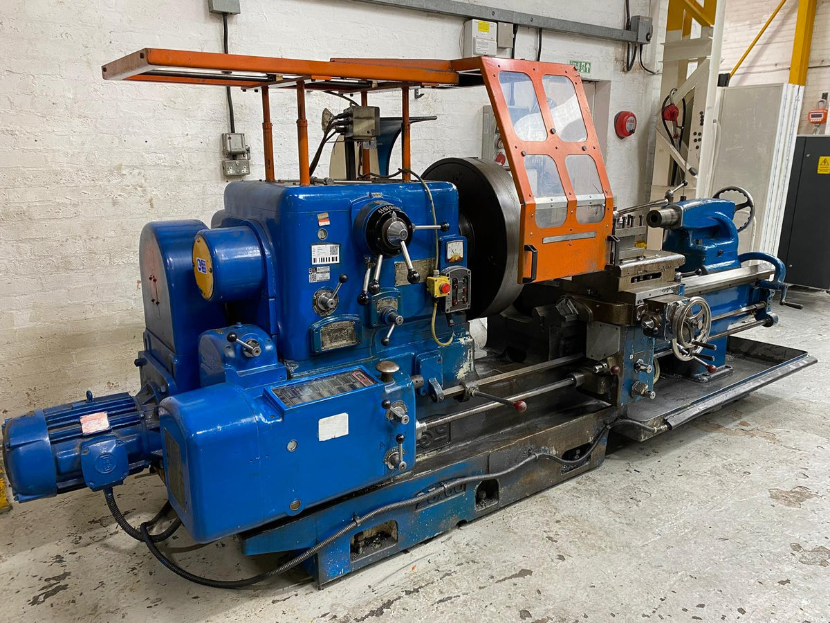 
                  
                    DSG Type 25 Heavy Duty Centre Lathe
                  
                