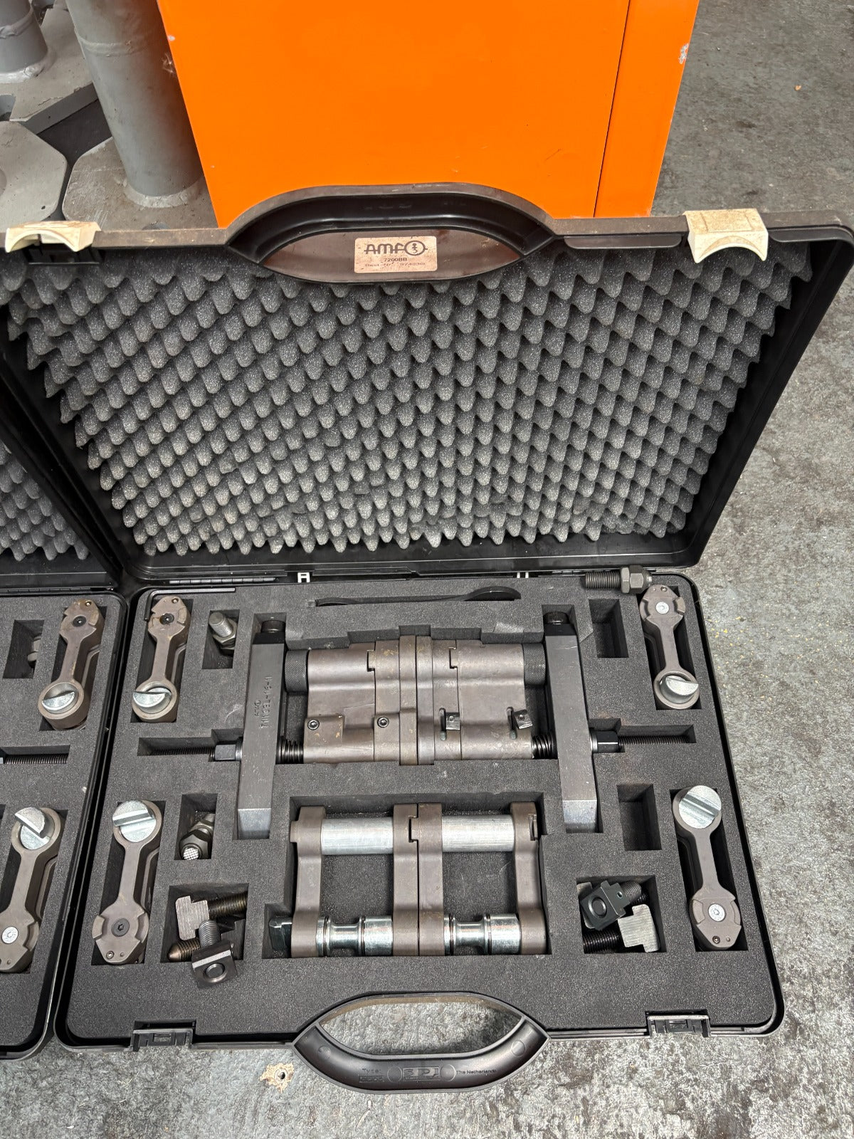 
                  
                    AMF Modular Clamping & Workholding System on Mobile Trolley
                  
                