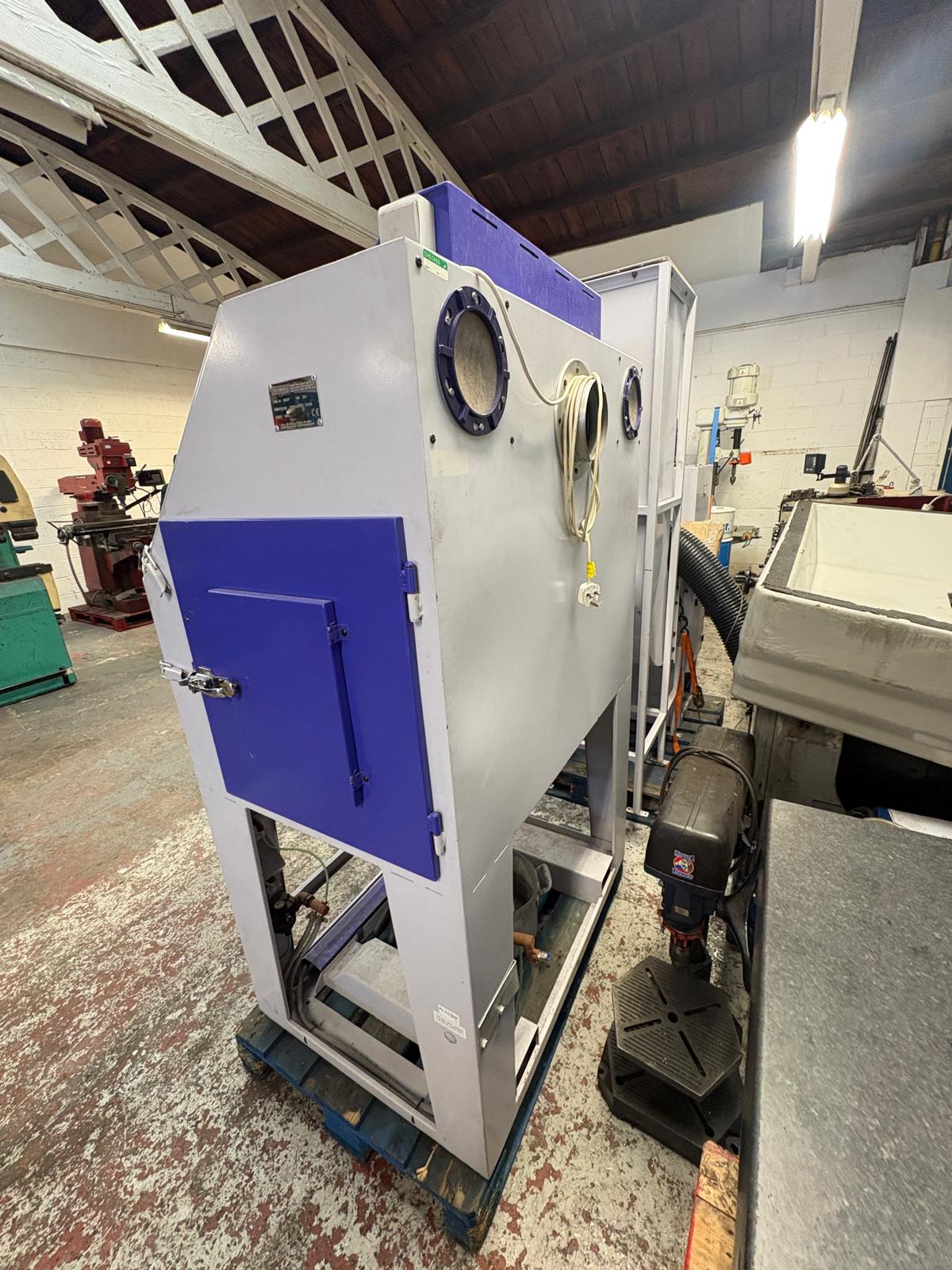 
                  
                    Guyson Euroblast 6 Manual Abrasive-Blasting Cabinet
                  
                