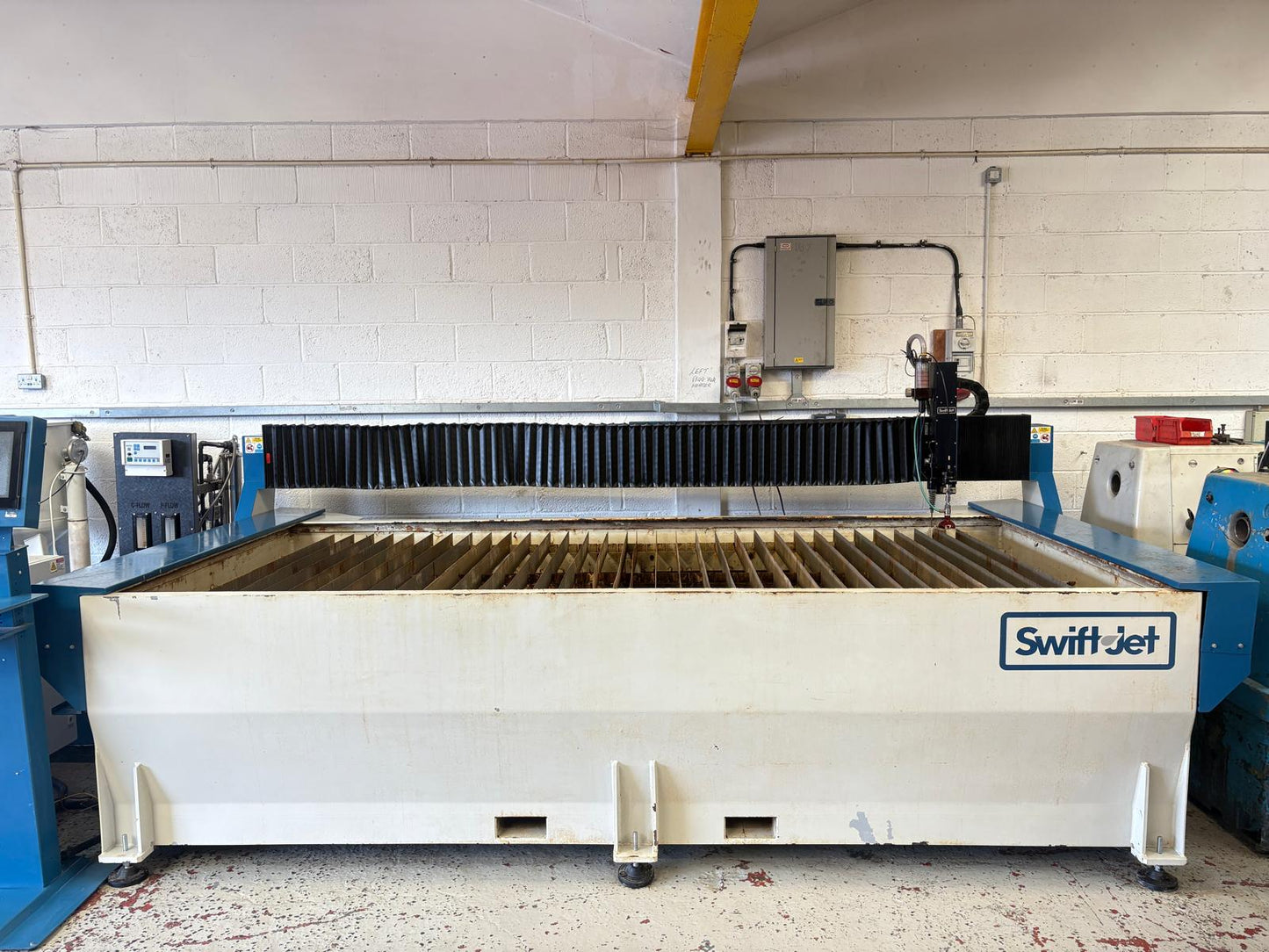 
                  
                    Swift Jet Water Jet Cutting Machine
                  
                