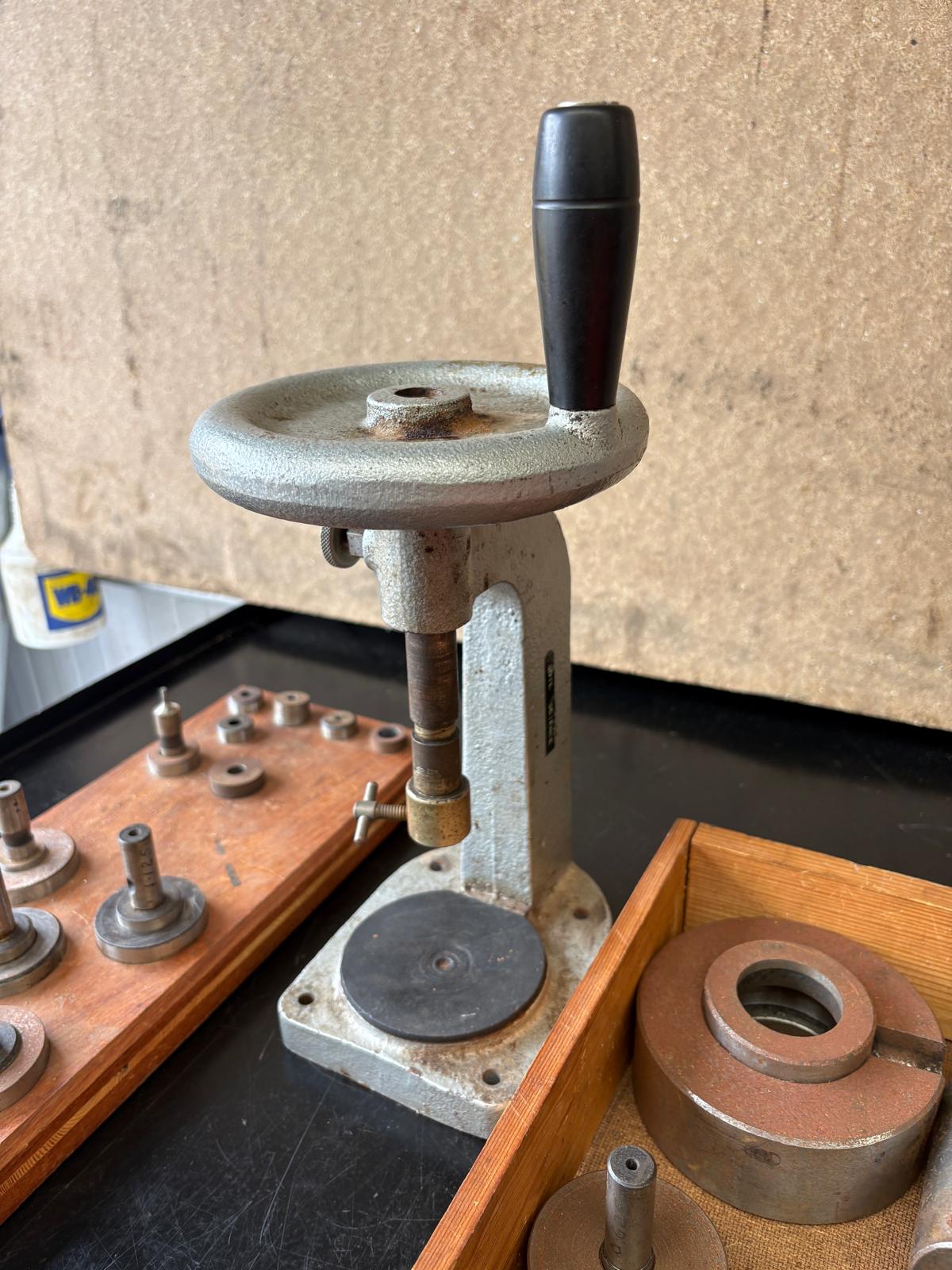 
                  
                    Watch Crystal Drill & Tooling
                  
                