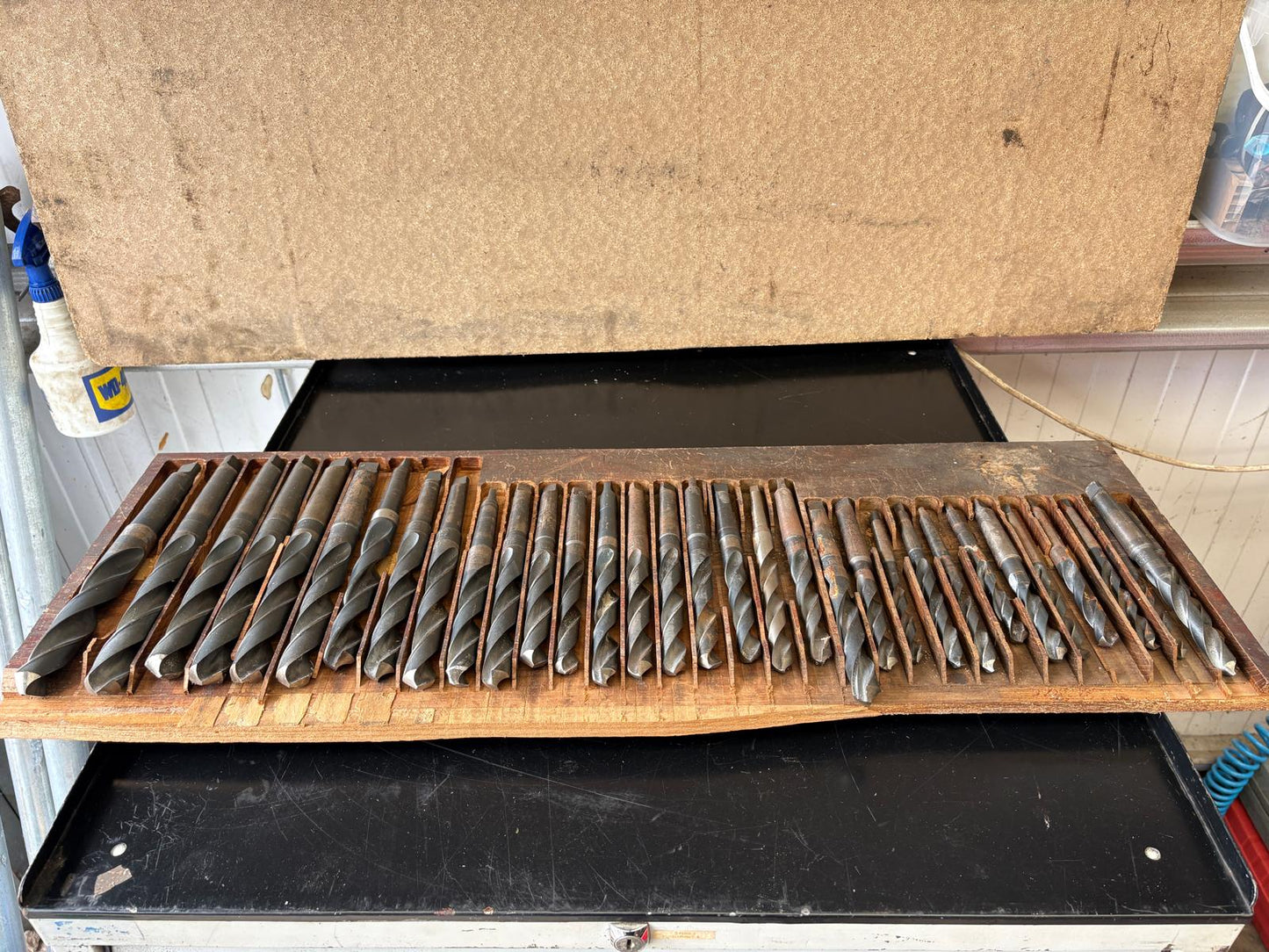 
                  
                    **JOB LOT** 33 PCS High Speed Steel Metric Twist Drills 10ml To 26ml
                  
                