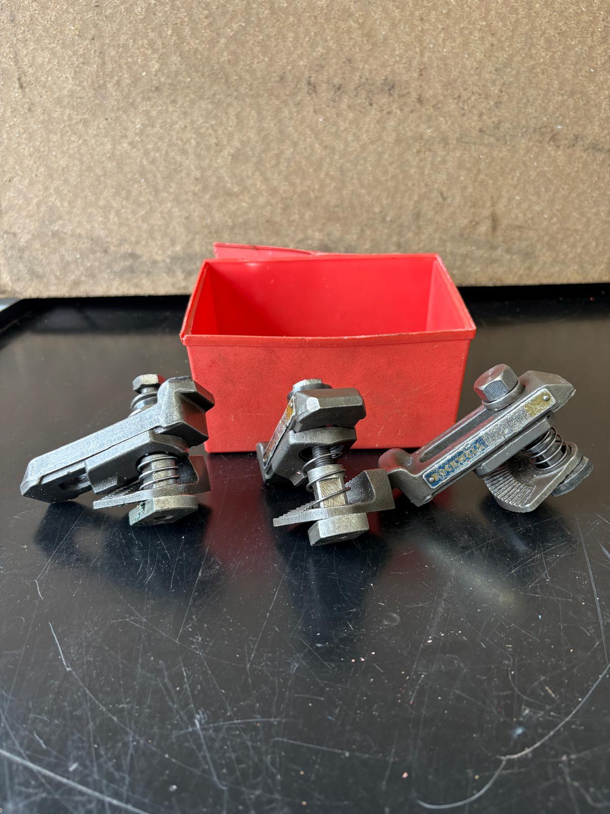 
                  
                    Rockwell Helical Clamp Set
                  
                