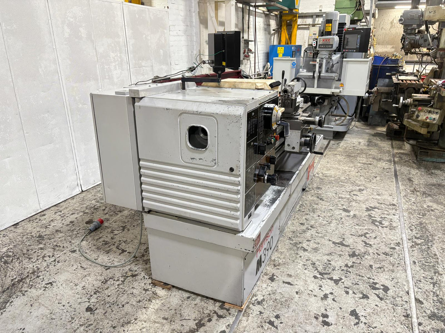 
                  
                    Harrison M390 Gap Bed Centre Lathe (Geared Head)
                  
                