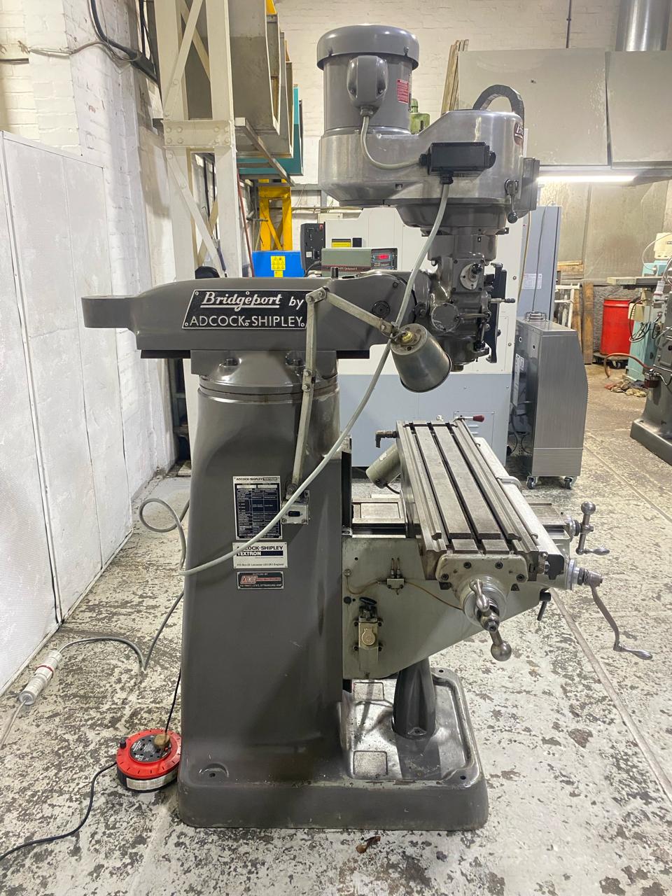 
                  
                    Bridgeport BR2J2 Turret Milling Machine
                  
                