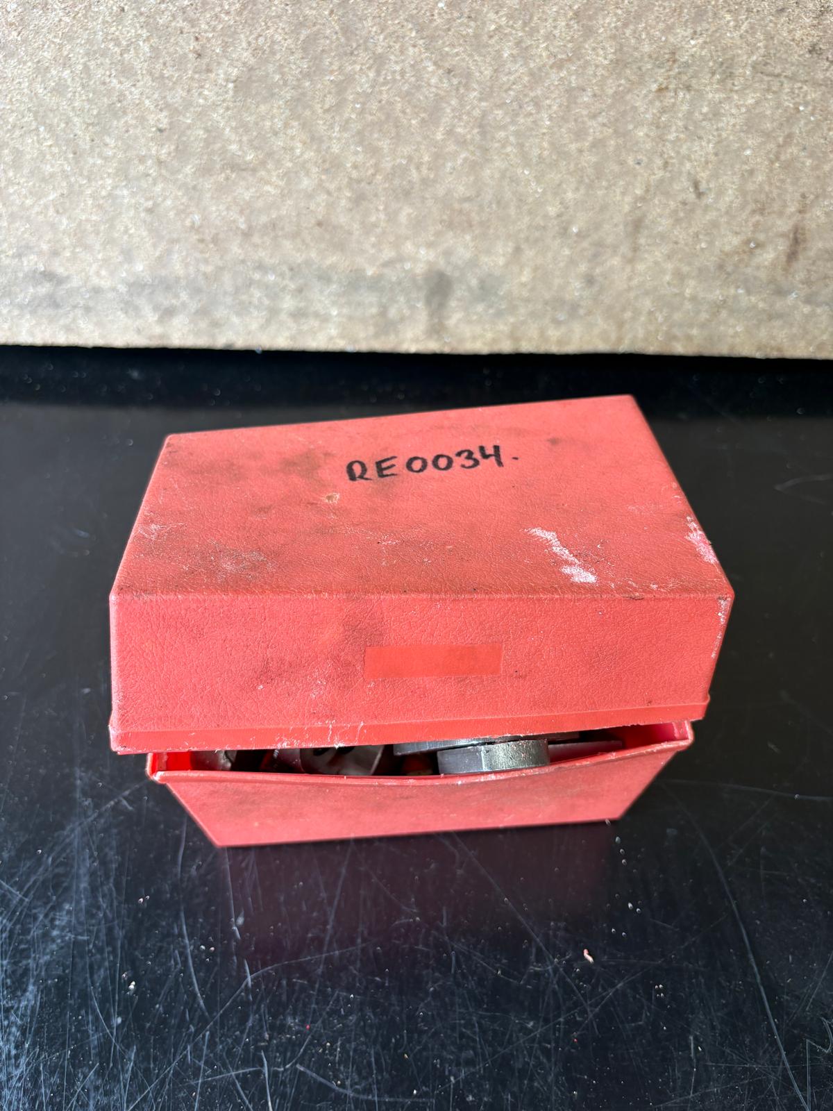 
                  
                    Rockwell Helical Clamp Set
                  
                