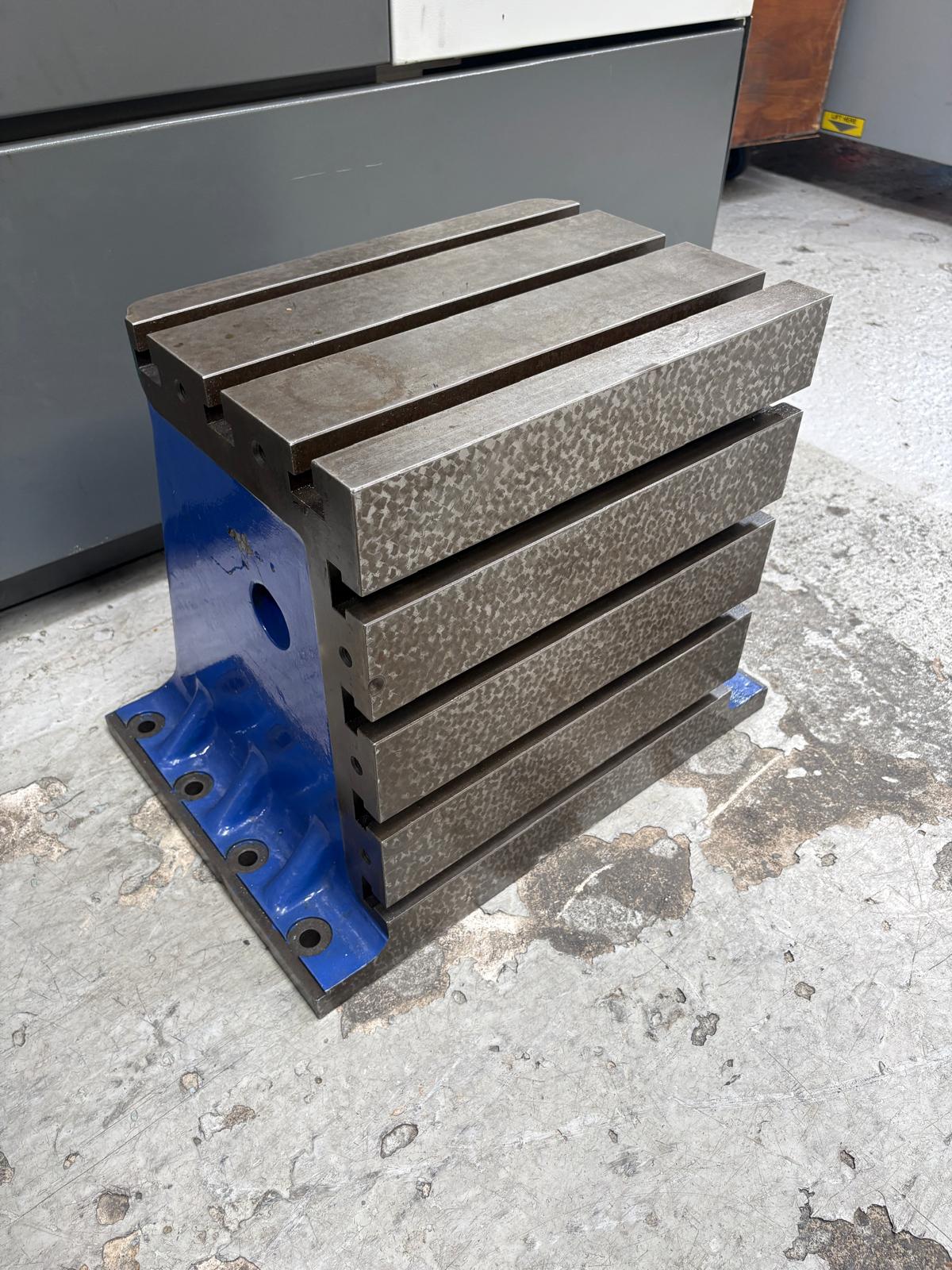 
                  
                    Devleig Fixture Plate
                  
                