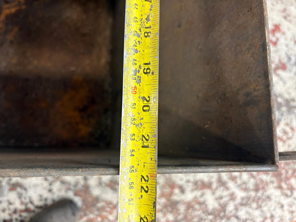 
                  
                    Tipping Skip
                  
                
