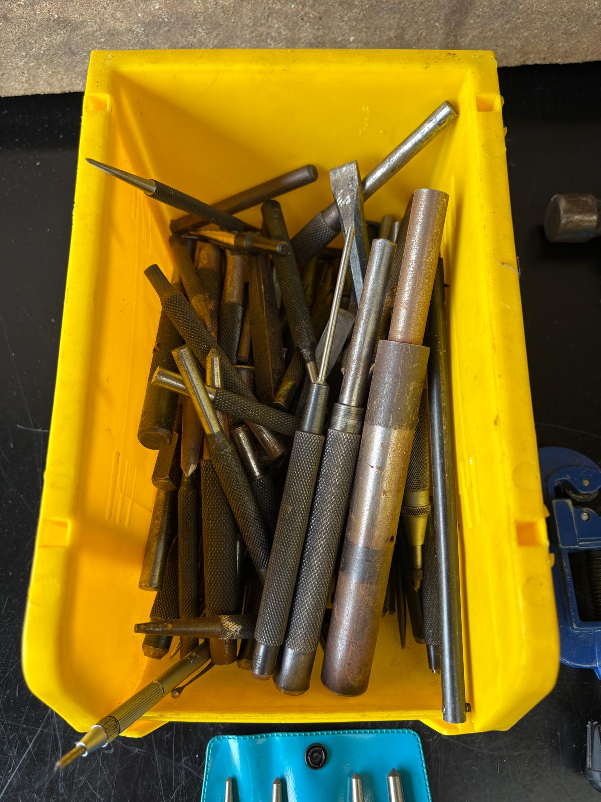 
                  
                    Hammer Set & Centre Punch’s
                  
                