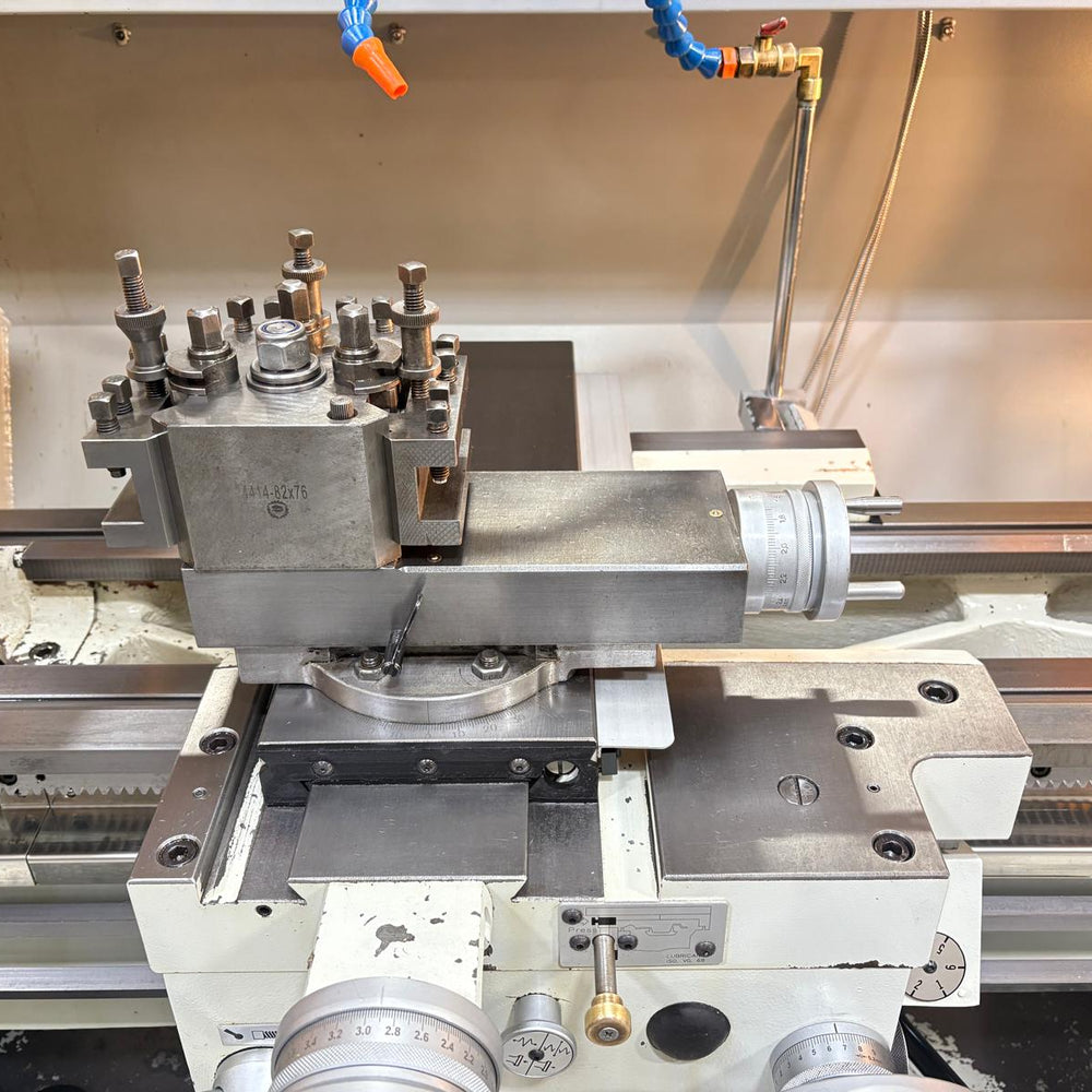 
                  
                    XYZ 1550VS Gap Bed Centre Lathe
                  
                