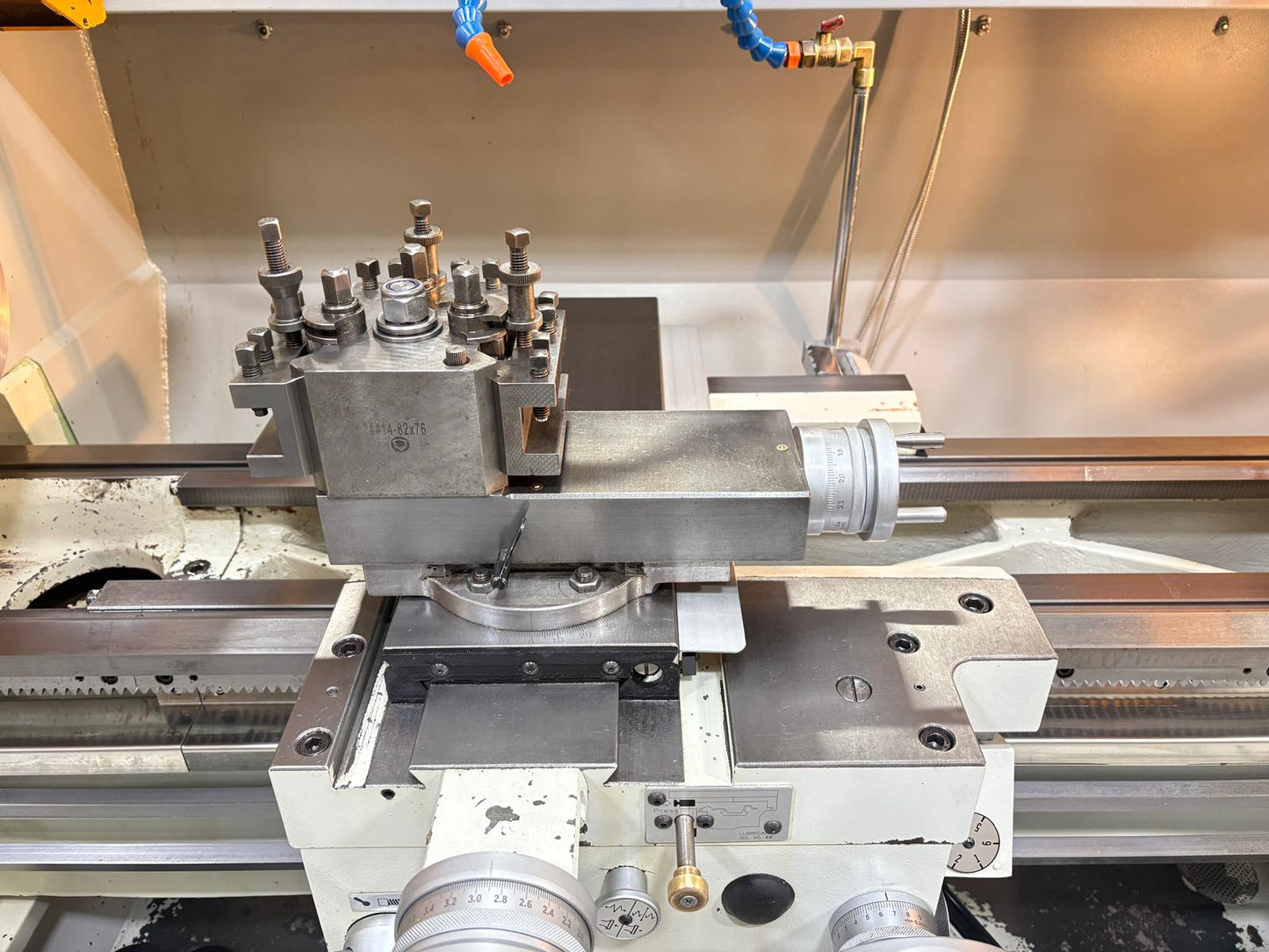 
                  
                    XYZ 1550VS Gap Bed Centre Lathe
                  
                