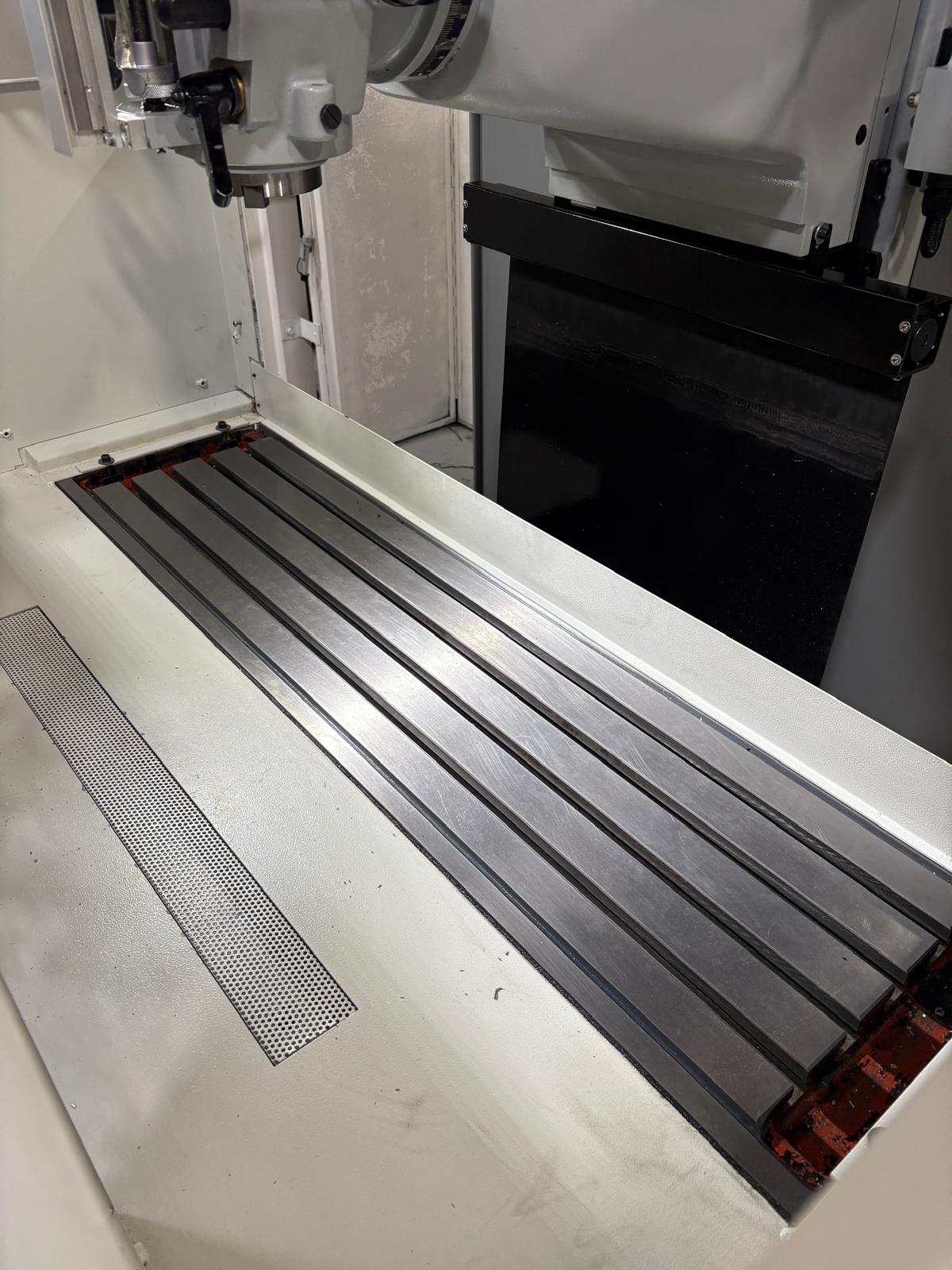 
                  
                    XYZ RMX 3500 3 Axis CNC Bed Milling Machine
                  
                